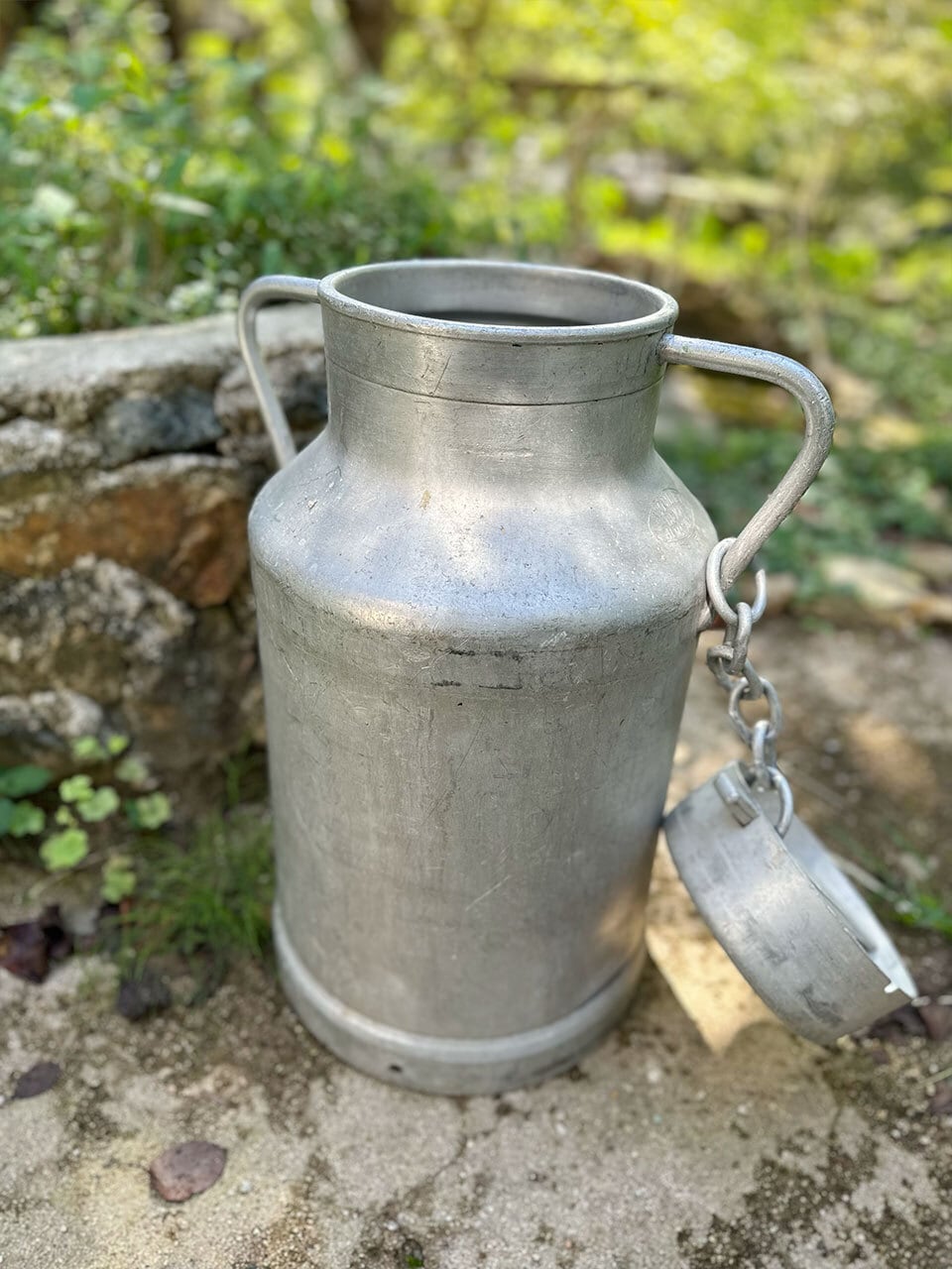 アルミ製 ミルク缶 蓋付き LSA | Brocante de La Cocotte （フランス