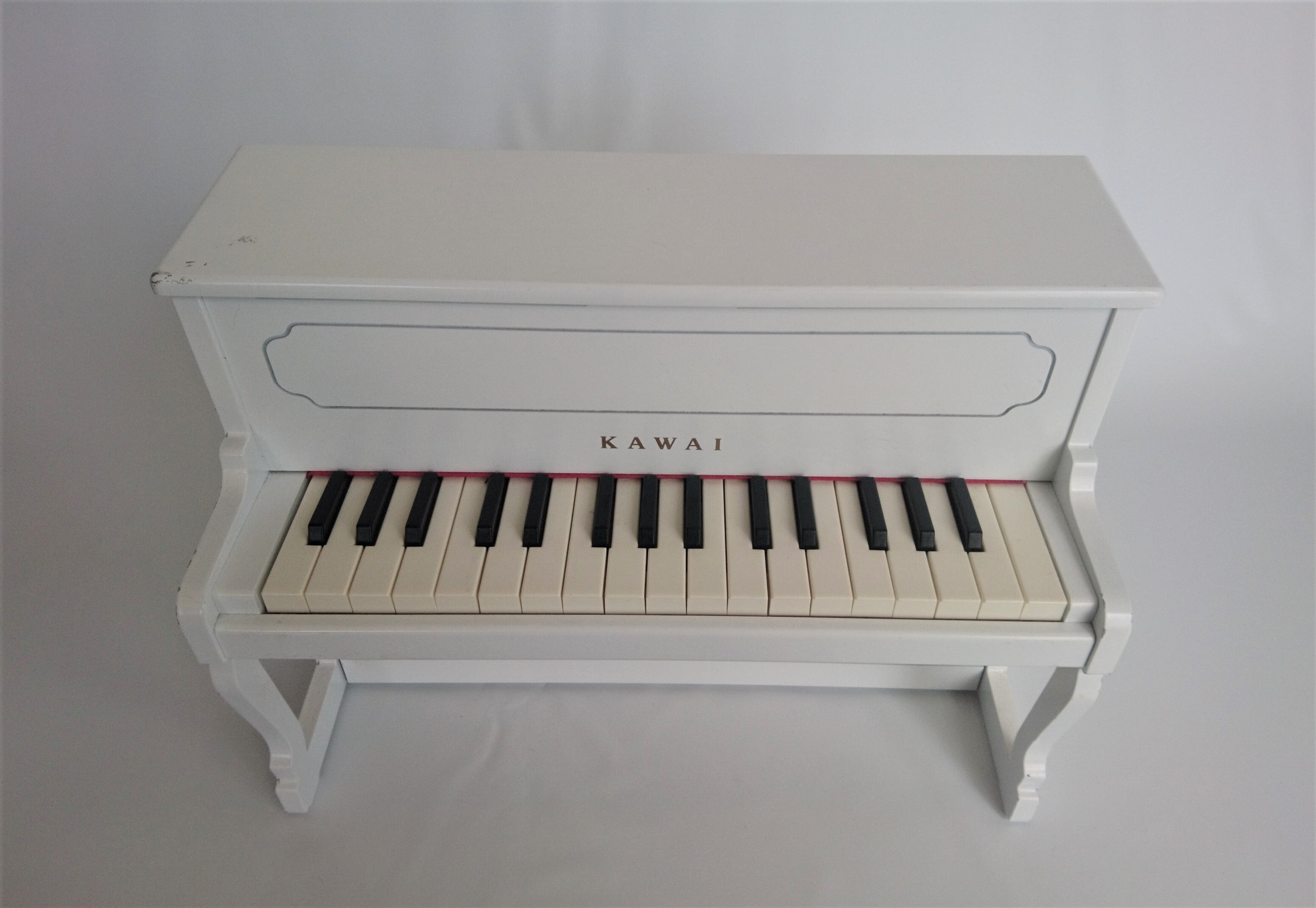 中古］Kawai トイピアノ 白 アップライト型 32鍵盤 | おもちゃ楽器.com