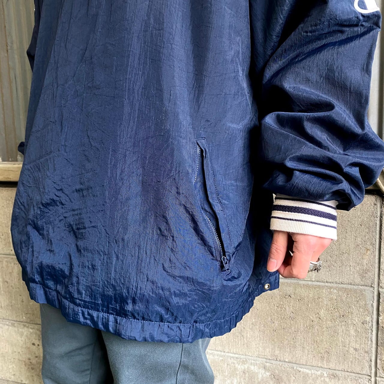 90年代 チャンピオン 刺繍入り プルオーバーナイロンジャケット メンズ