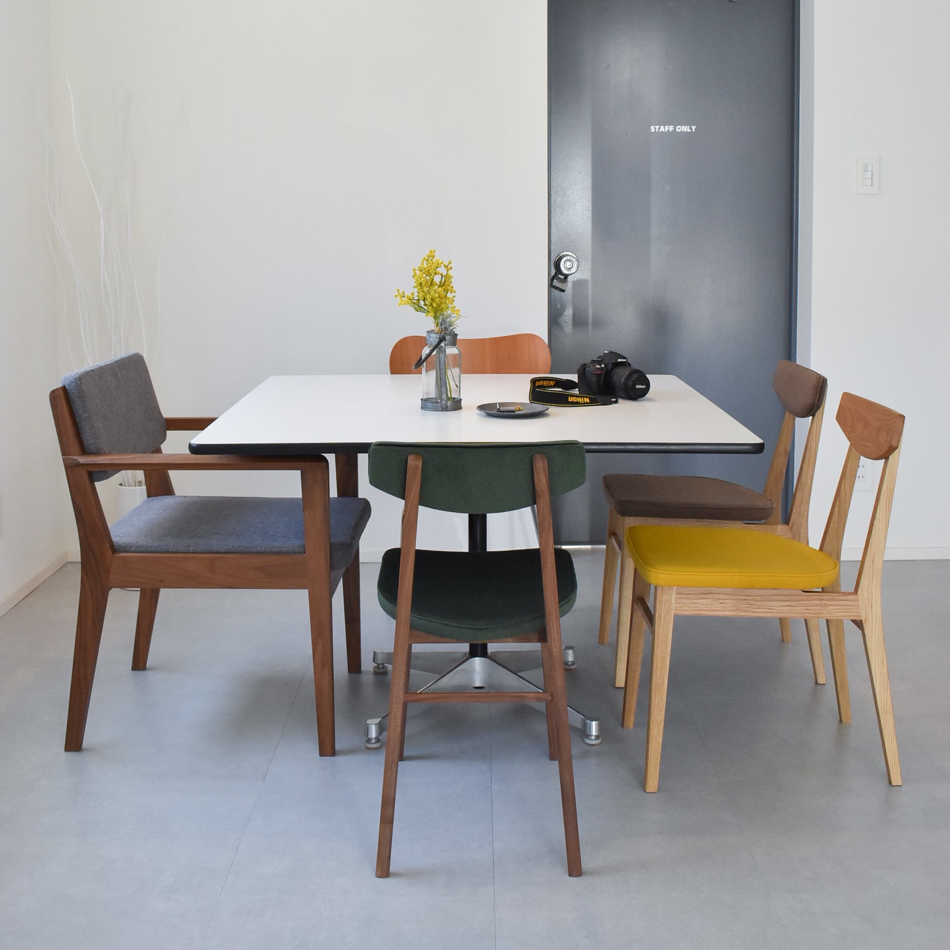 ダイニングチェアA.TYPE/木背板【木製椅子】天然木 無垢ナラ材 カラー