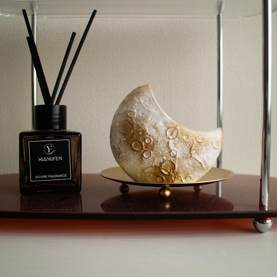 moon ship stone《夢の旅へ誘う 月船のアロマストーンオブジェ》火を