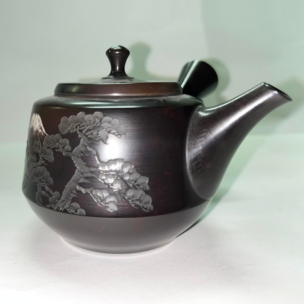 常滑焼 富士山と幽人春行の詩が彫刻された急須 沢田昭邨作 谷川白道