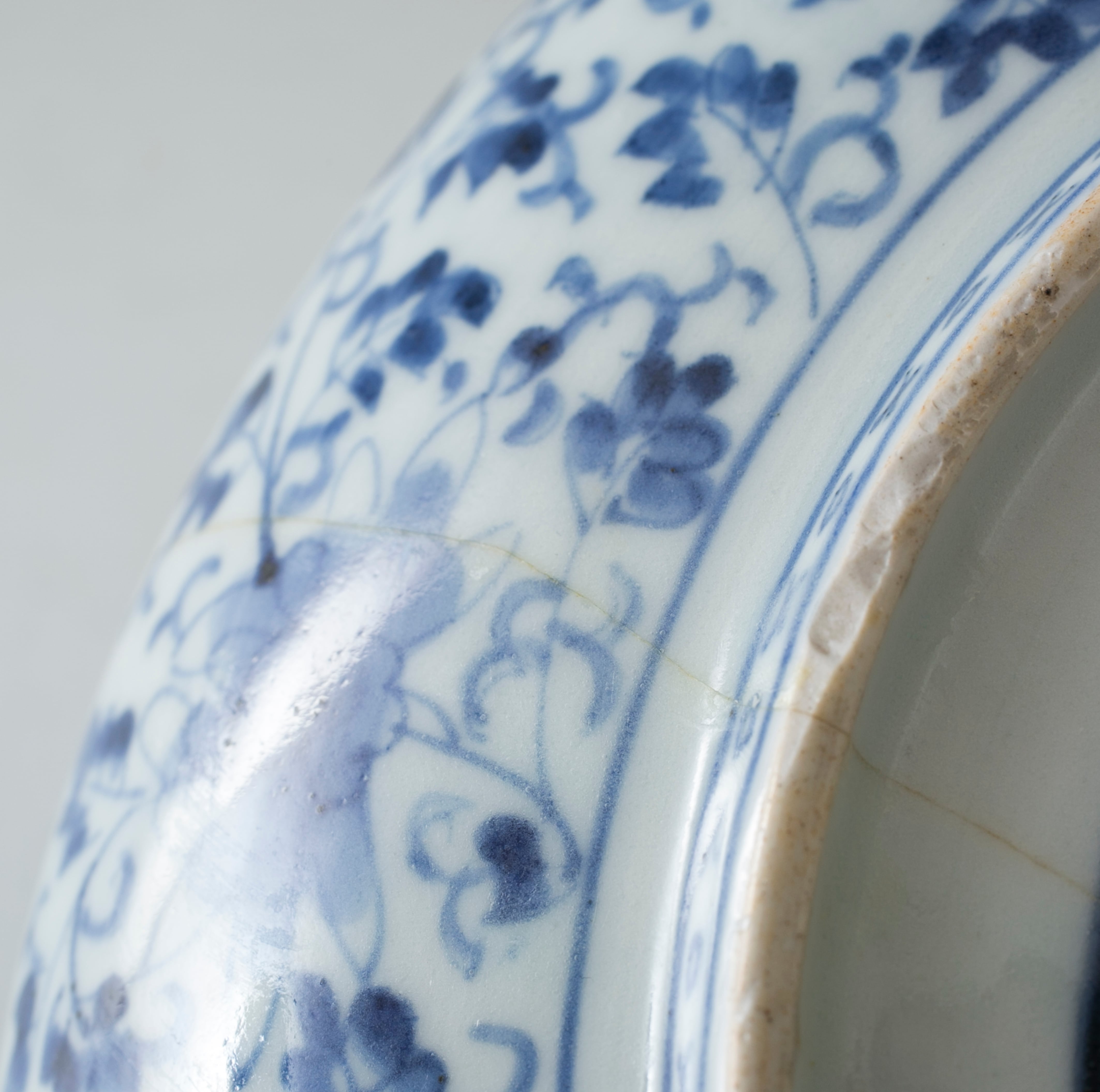 ◇訳あり ◇OUTLET 古伊万里 染付 花唐草 八寸 8寸 24センチプレート