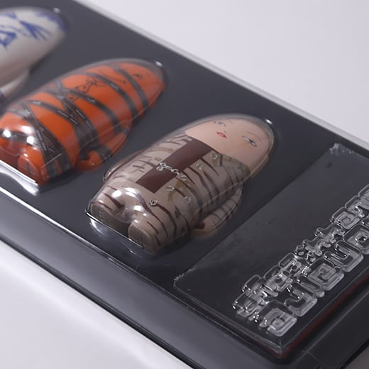 VISIONAIRE 44 TOYS BLACK【未開封】 | CROSS_BOOKSHELF | VISIONAIRE