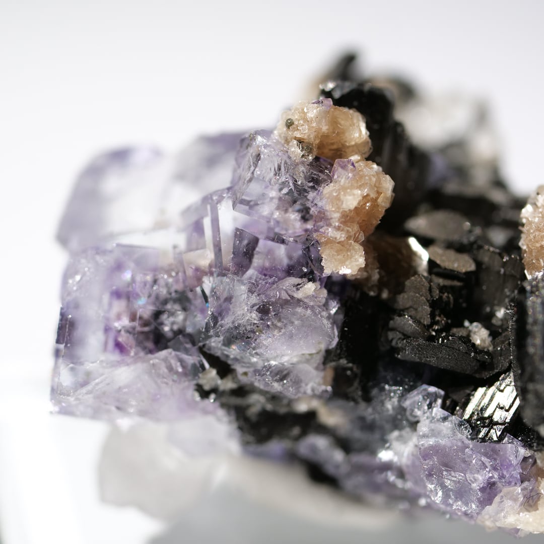 ヤオガンシャン産 フローライト 共生 / 原石 標本【A_6】 | ariife