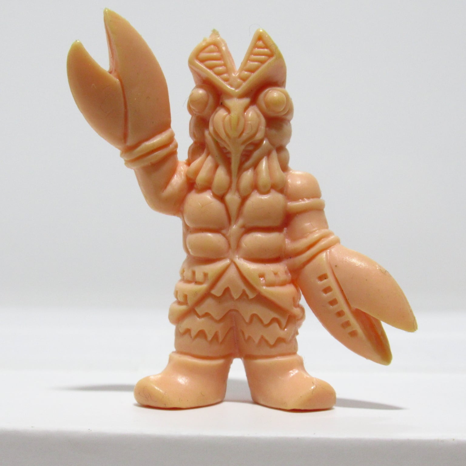 丸越 消しゴム 塩ビフィギュア ウルトラ怪獣 バルタン星人（色選べます