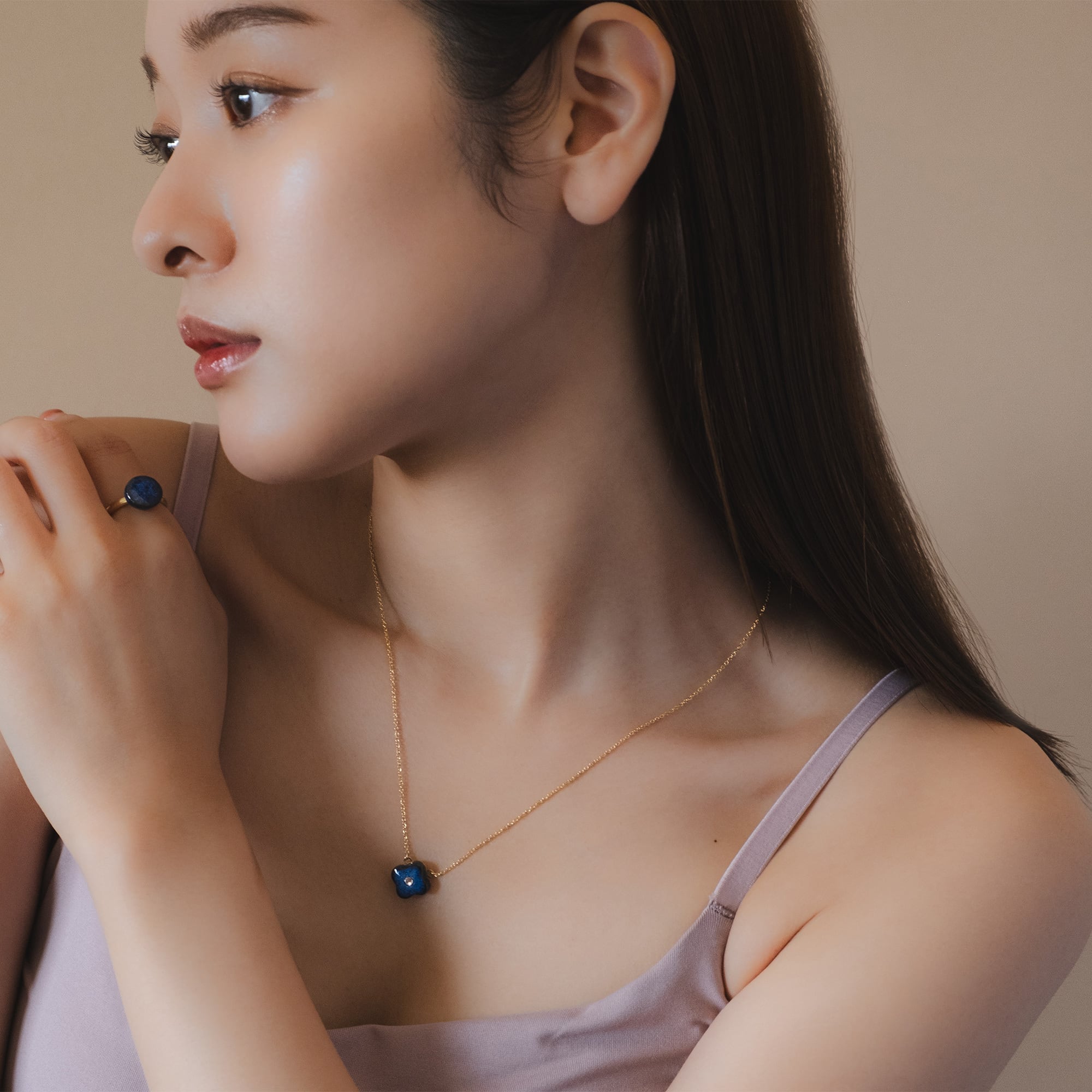 MIKELOオリジナル 陶器「tou」 小花 クリスタル ネックレス｜藍（あい