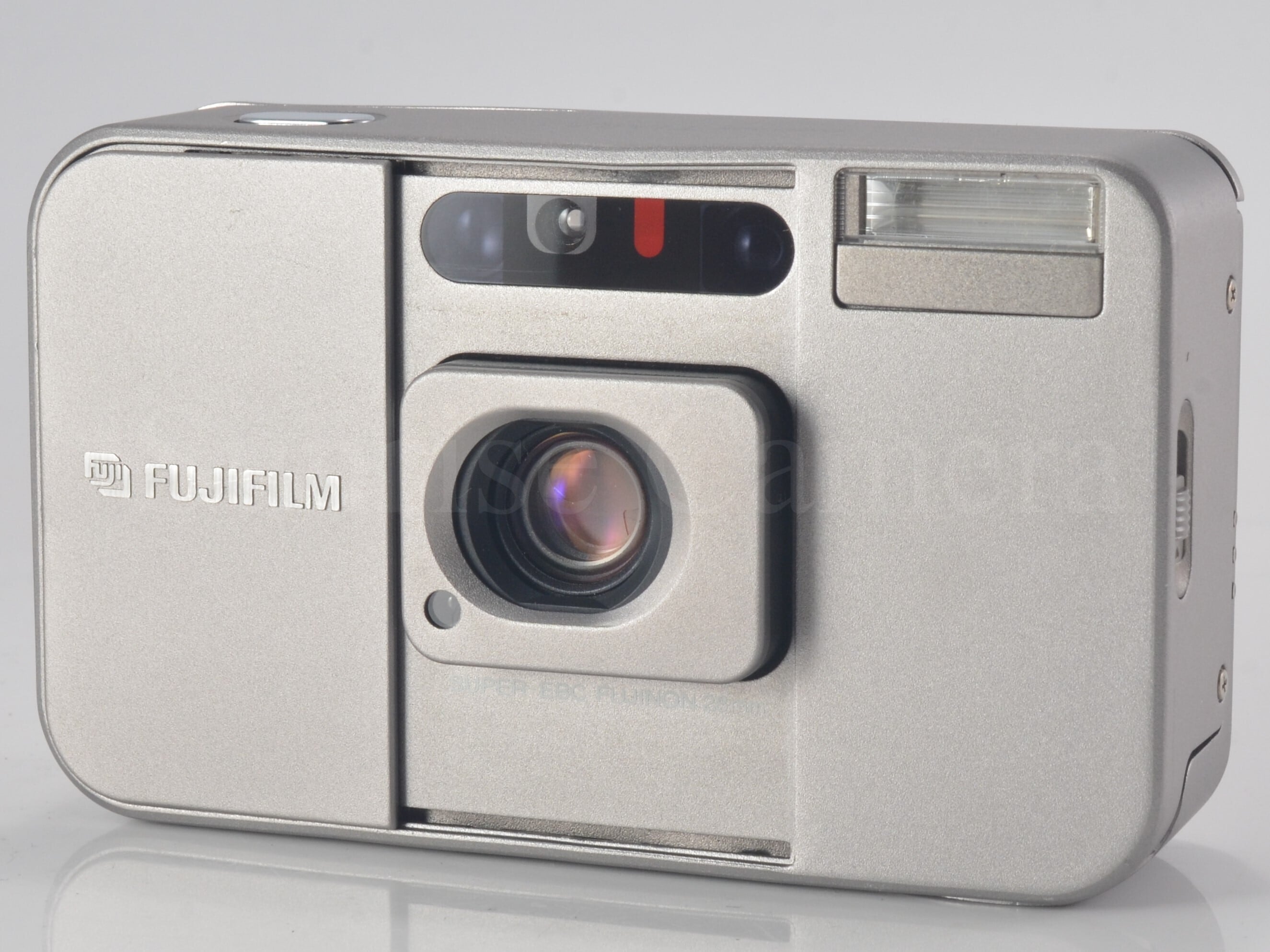 FUJIFILM CARDIA mini TIARA / FUJINON 28mm F3.5 富士フイルム