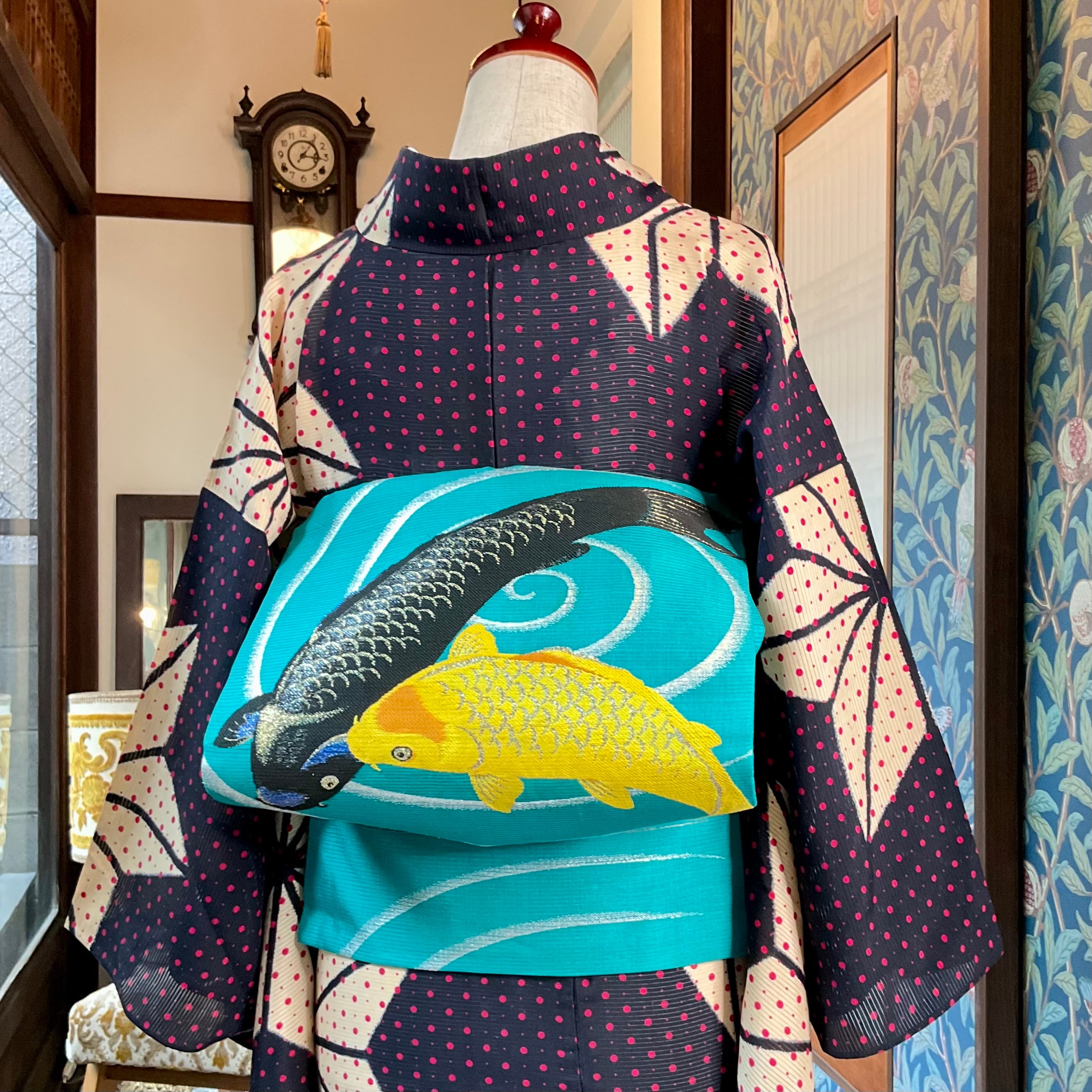 モノクロドットステンドグラス＊夏着物 絽＊麻の葉 水玉 雪の結晶 黒