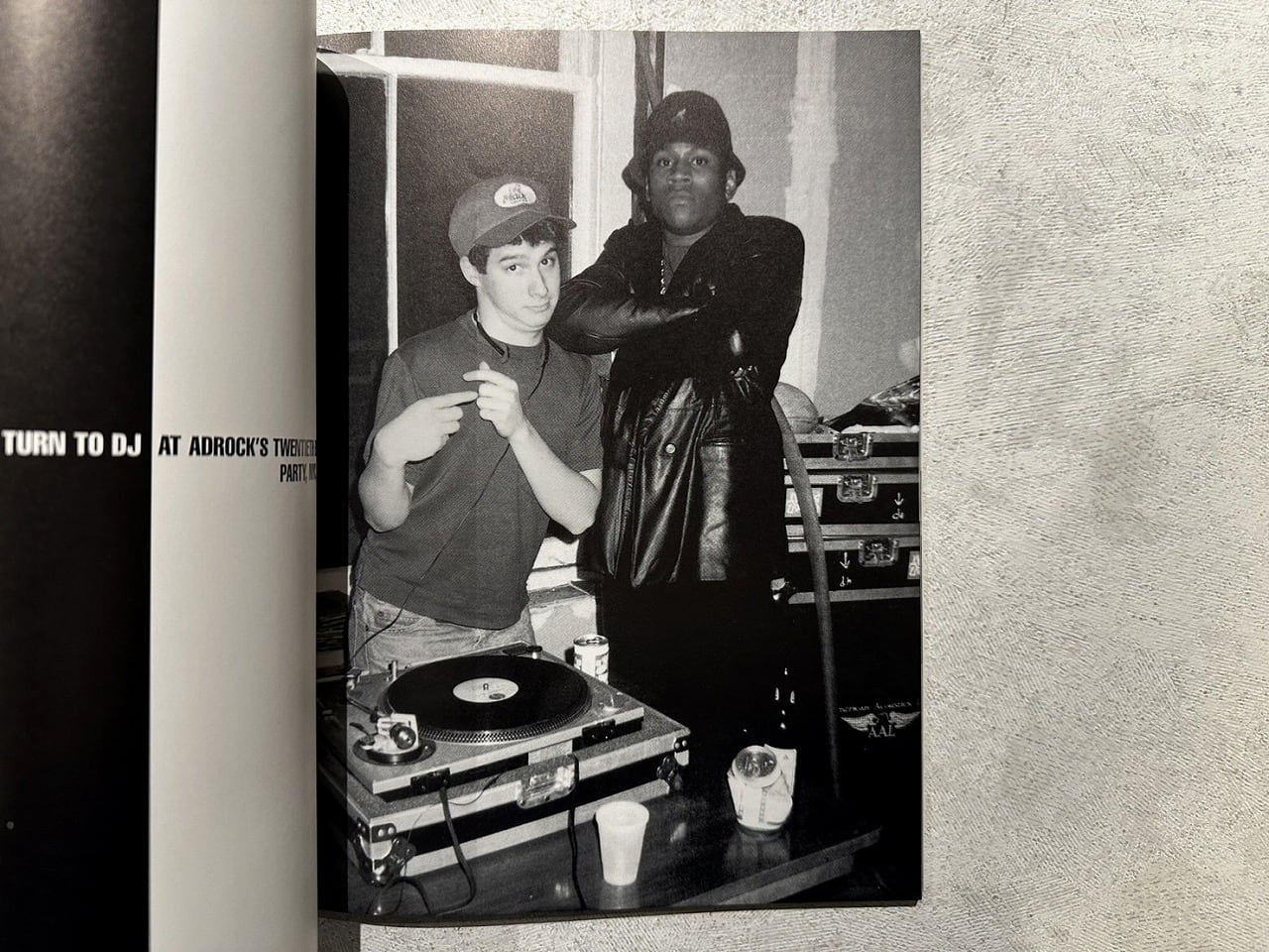 VA737】 Oh Snap!: The Rap Photography of Ricky Powell / Ricky