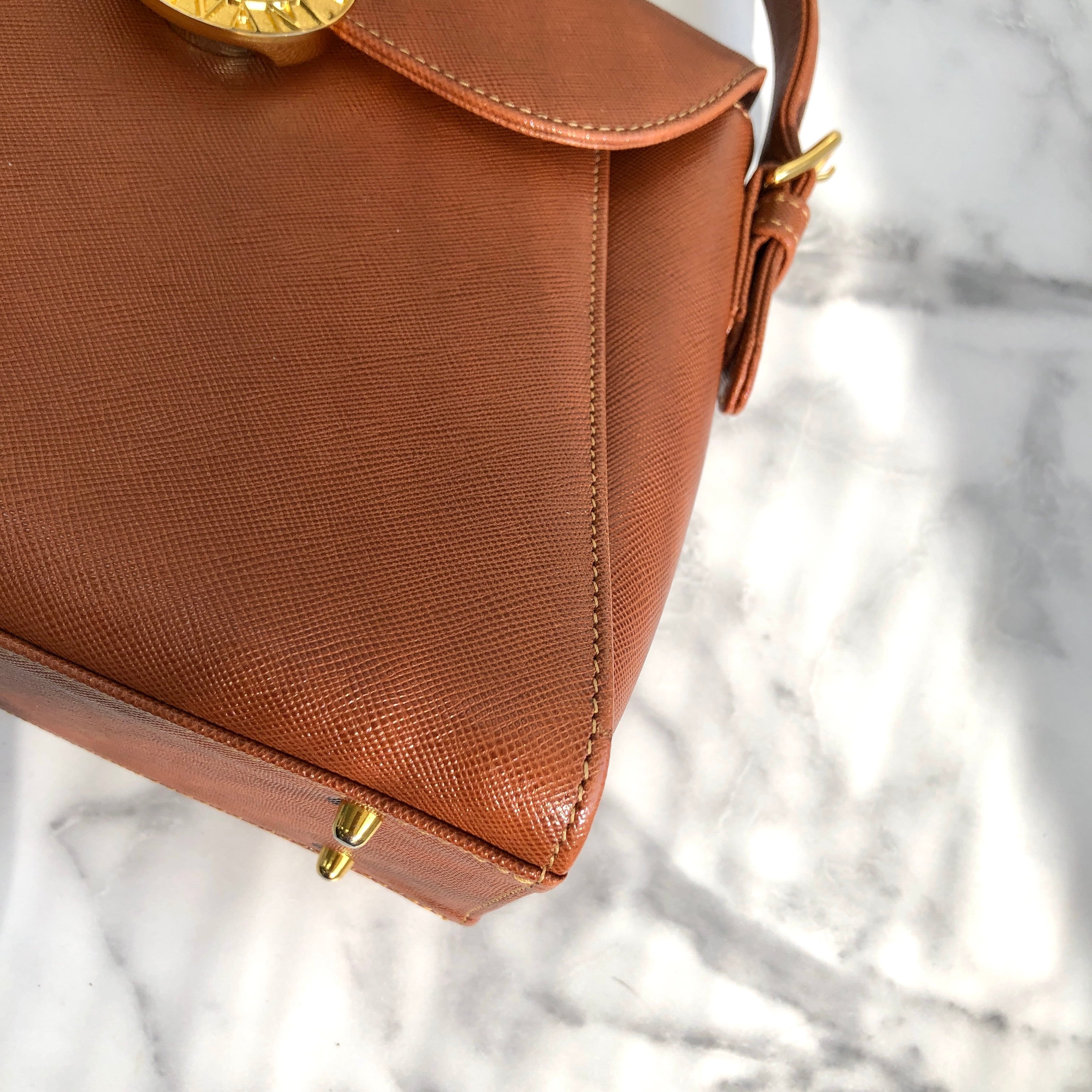 VALENTINO GARAVANI ヴァレンティノ ガラヴァーニ ロゴモチーフ 2WAY