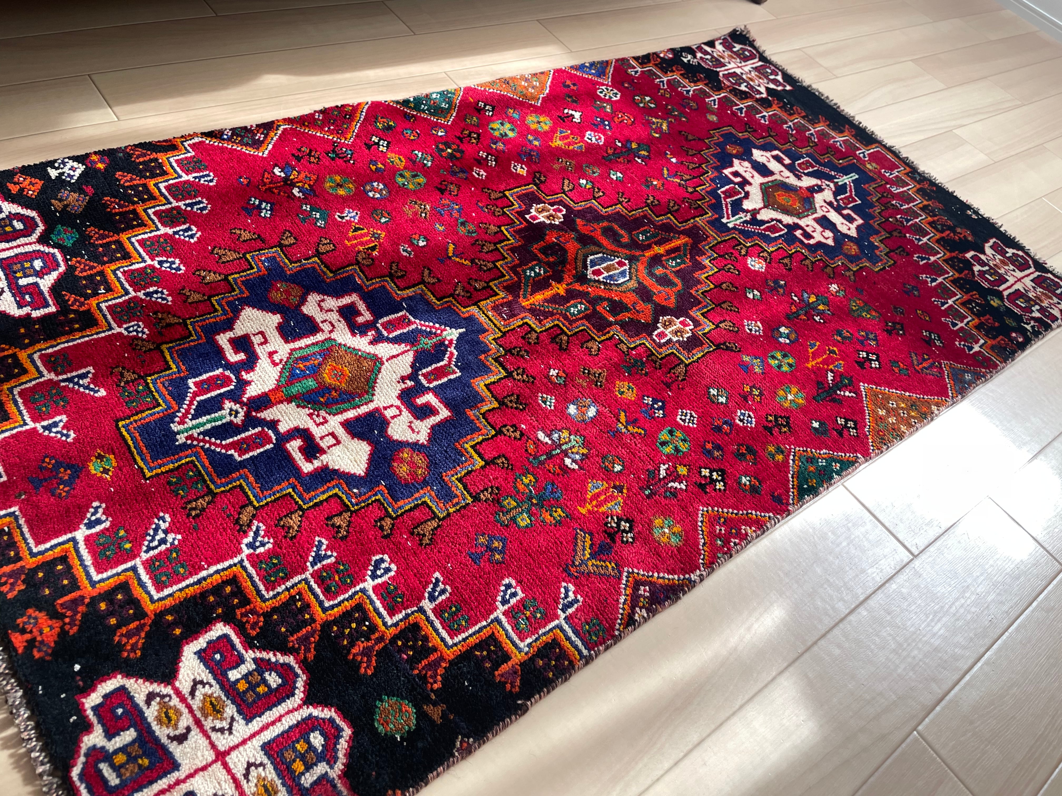 カシュガイシラーズヴィンテージラグvintage rug
