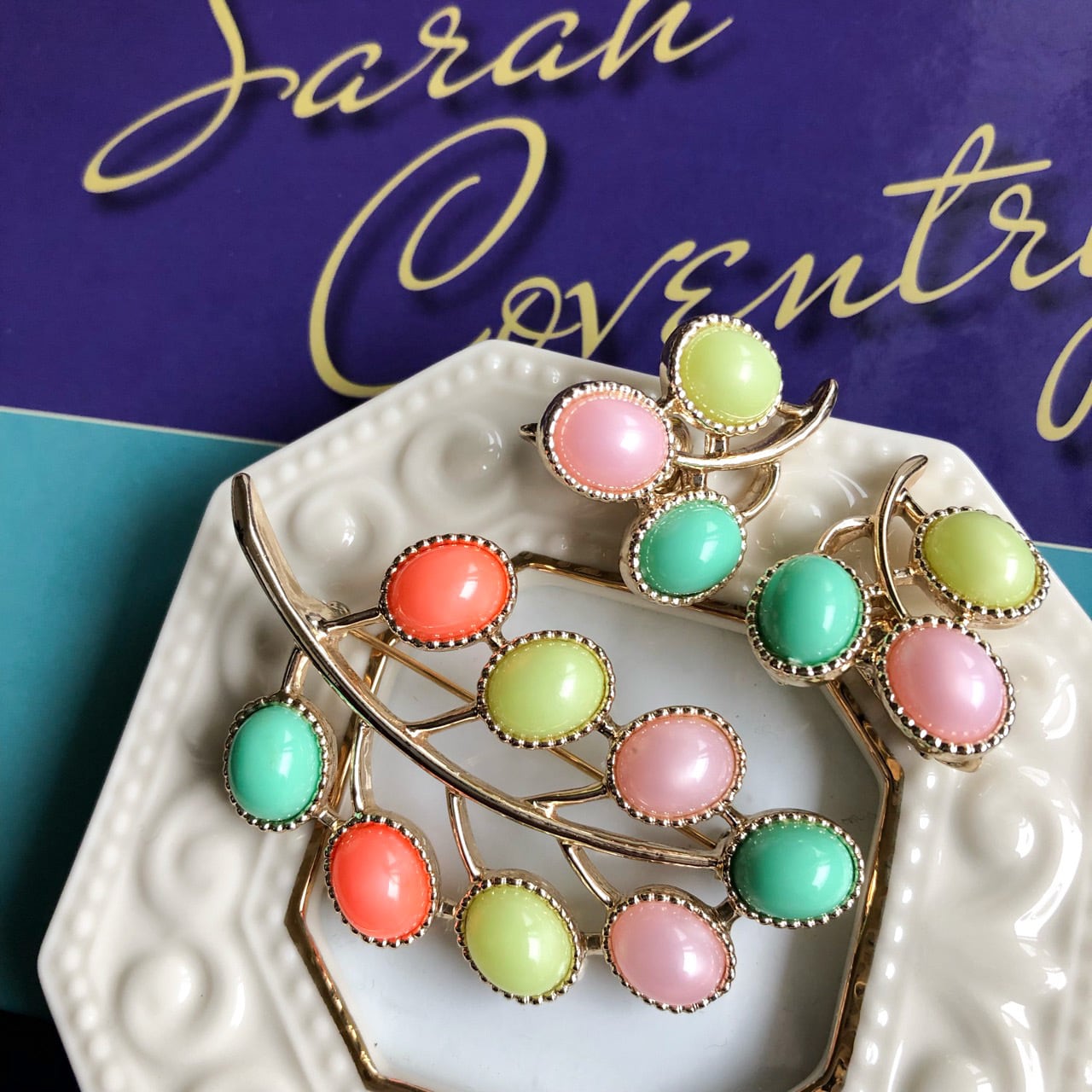 Sarah Coventry” Candy Land brooch[b-387] & earring[e-1835