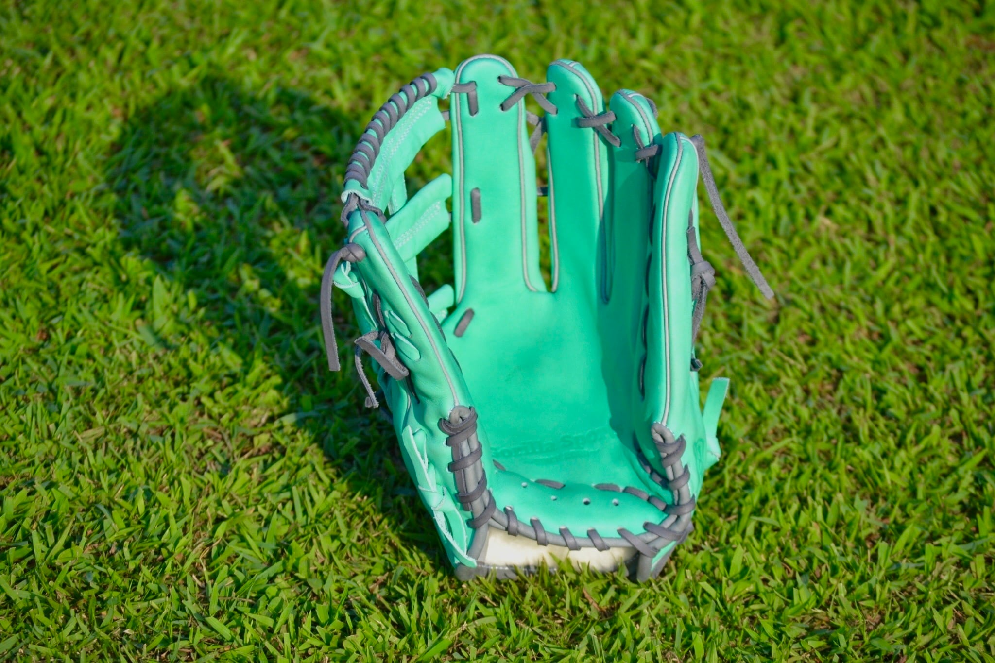 完全受注生産】GS 軟式仕様外野用 ガッチリ掴み型カエル