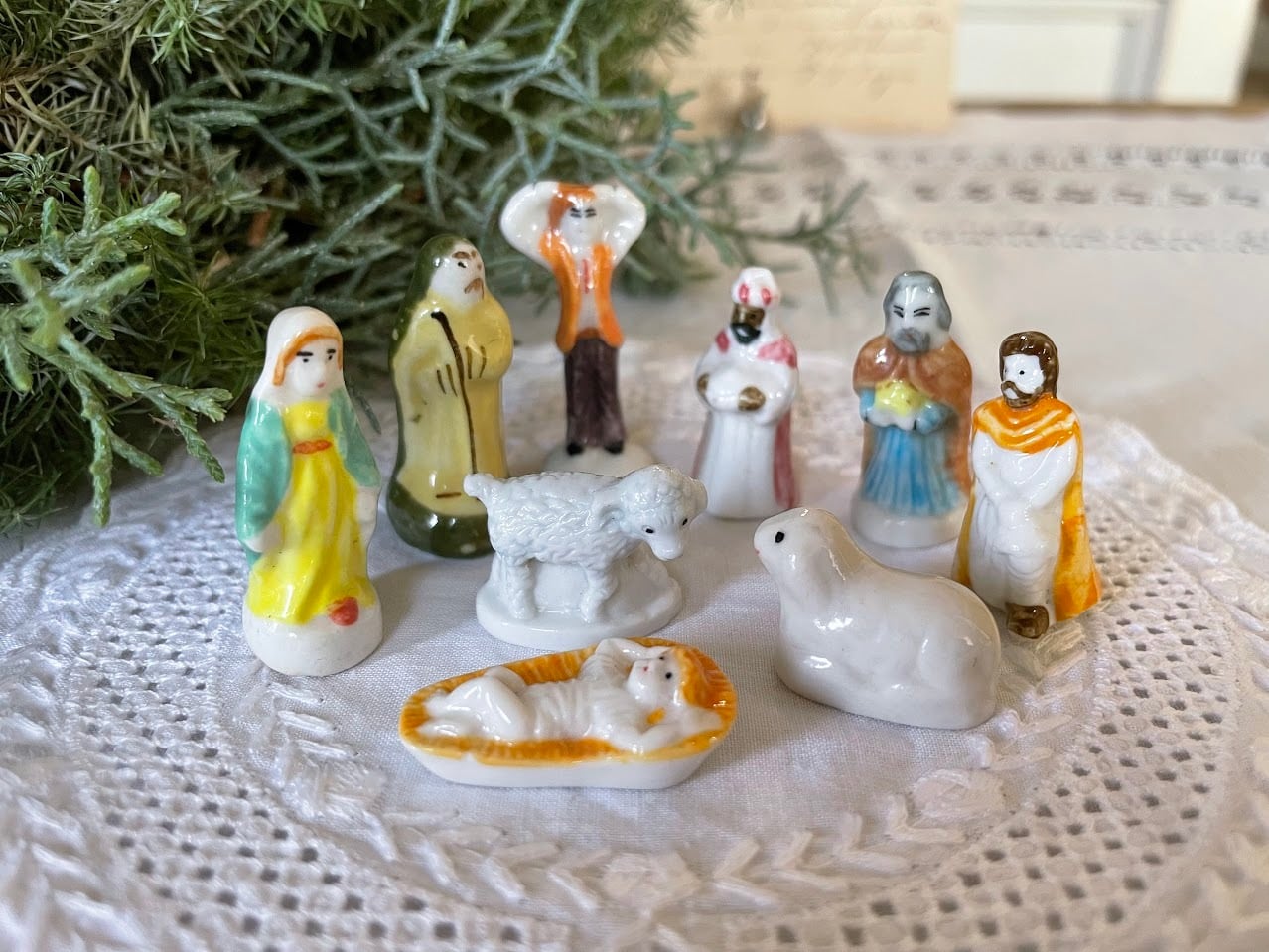 ガレットデロワ用 ヴィンテージ フェーブ Crèche フランス 【C-12E