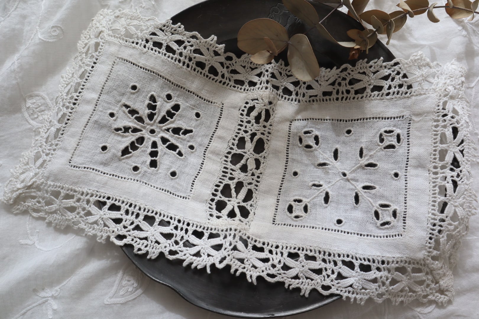 ドイリー | vmt antique アンティーク雑貨の家