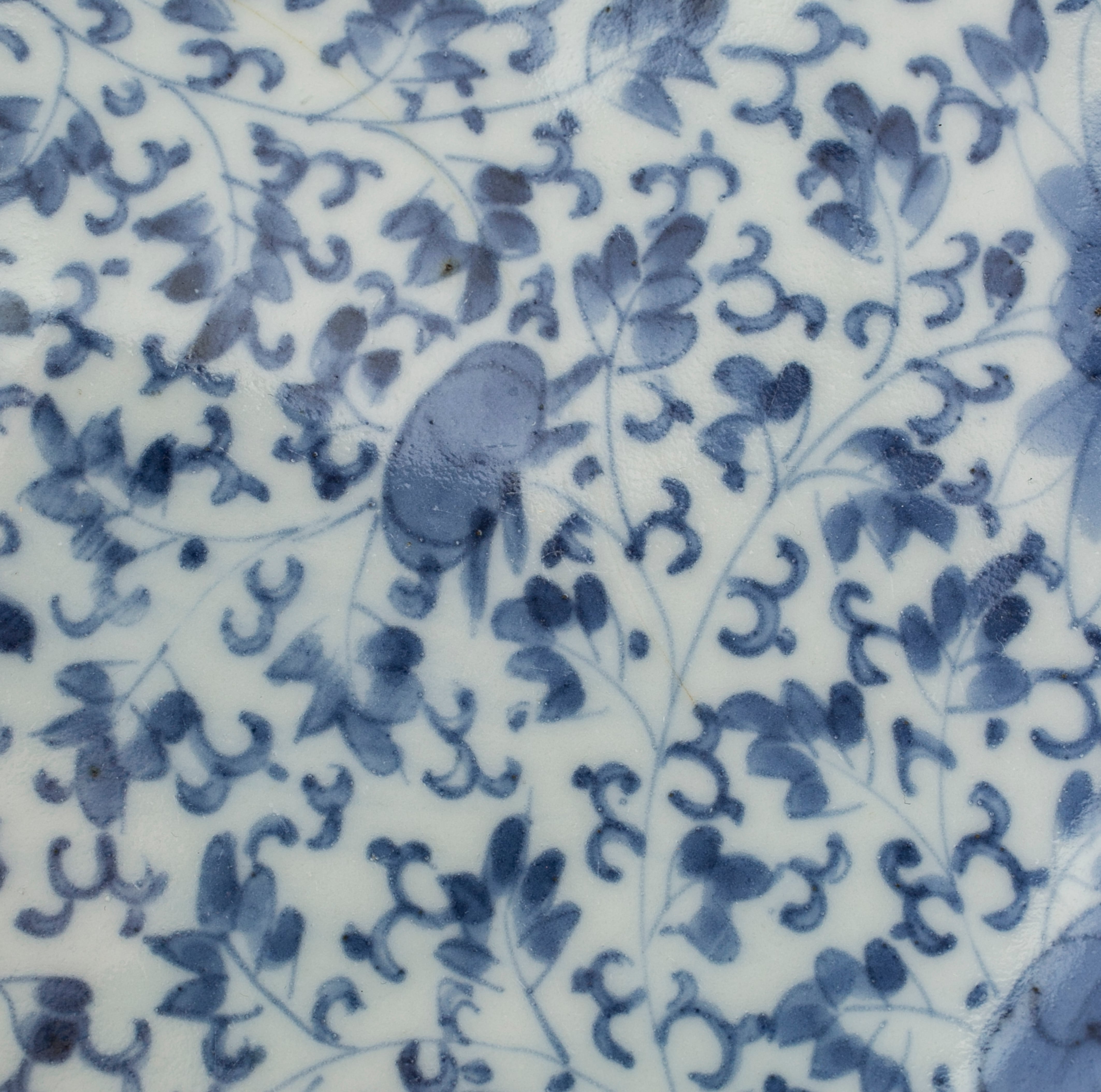 ◇訳あり ◇OUTLET 古伊万里 染付 花唐草 八寸 8寸 24センチプレート