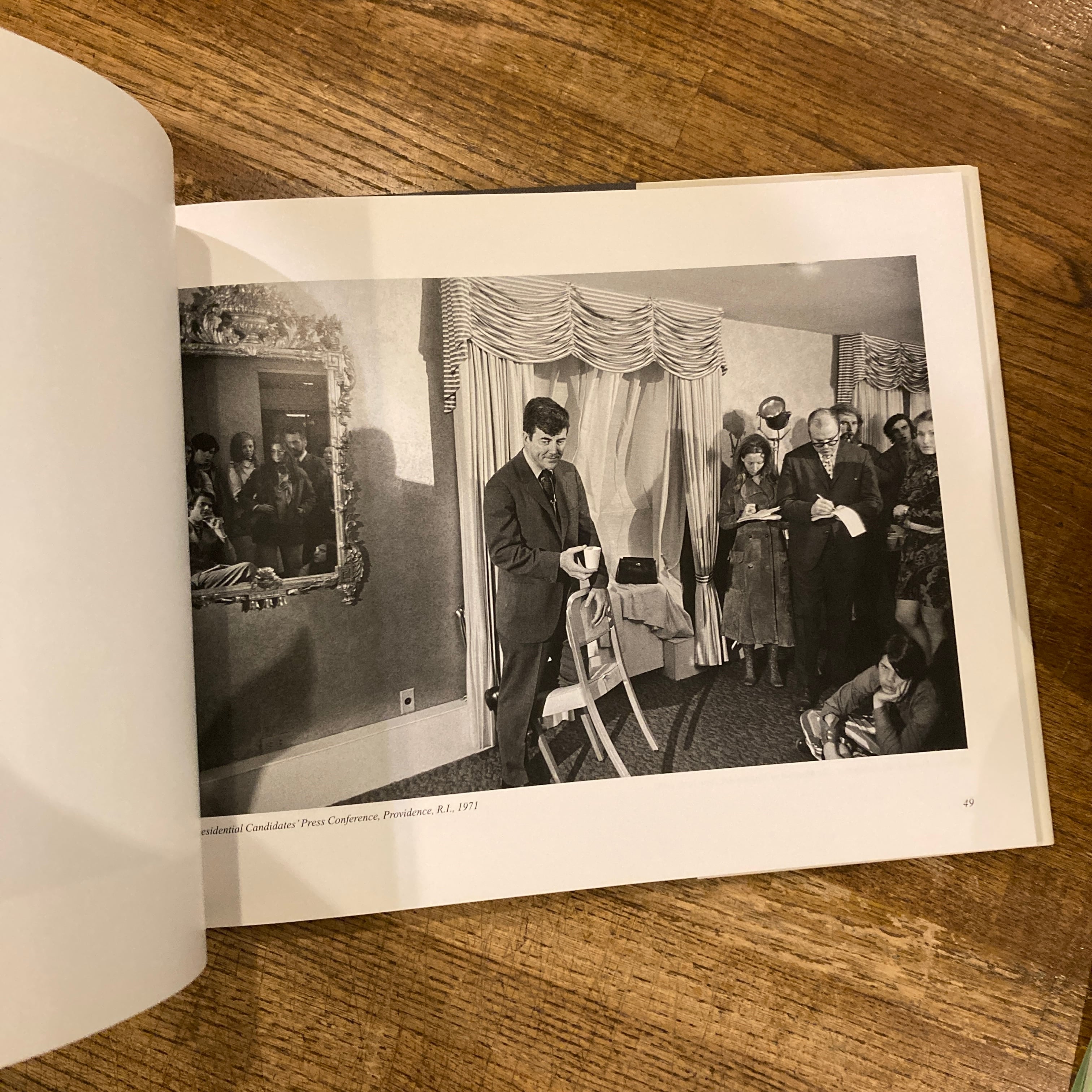 Public Relations / Garry Winogrand（ゲイリー・ウィノグランド