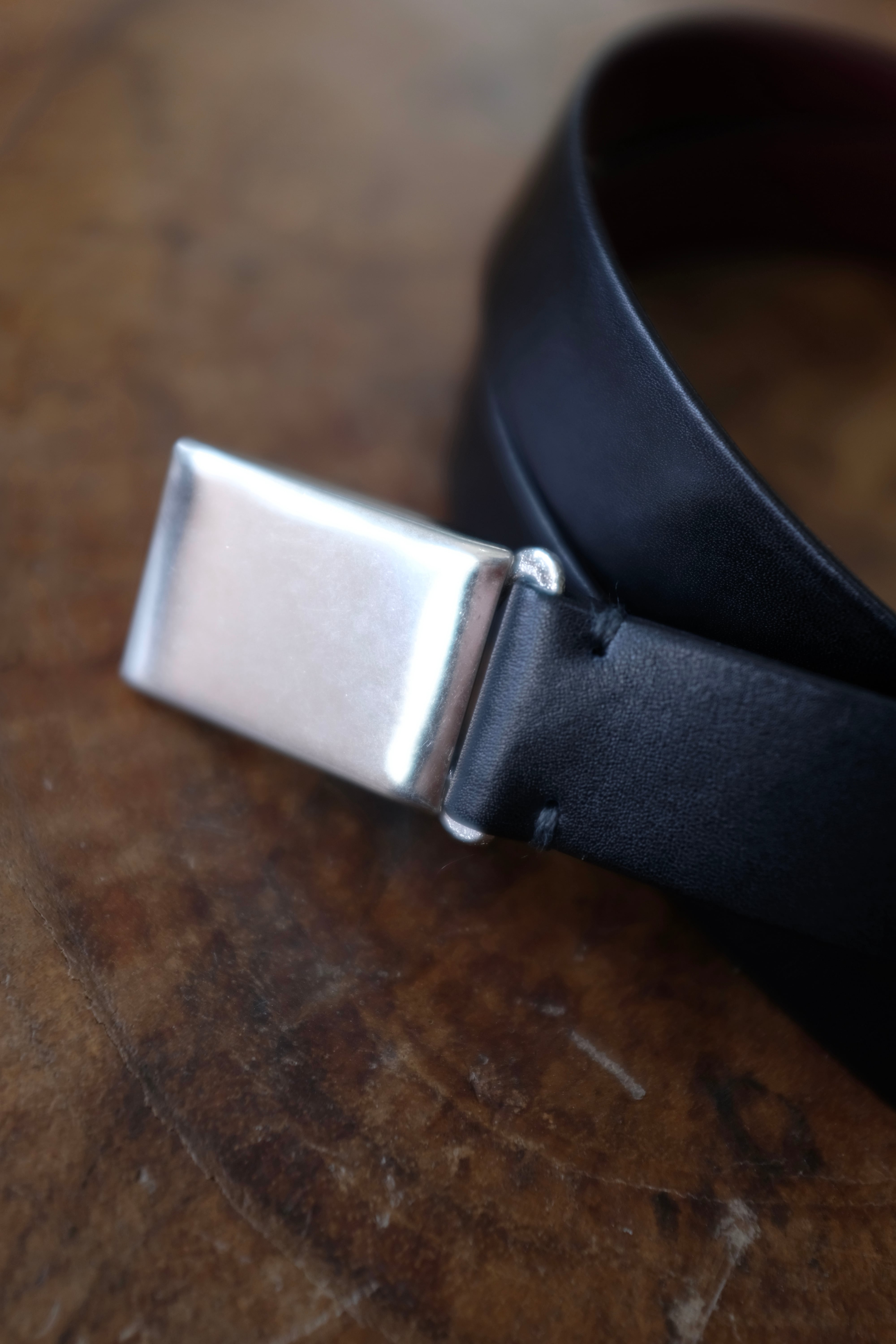 YLÈVE] LEATHER BUCKELED BELT BLACK | YES-姫路の美容院と服のお店YES