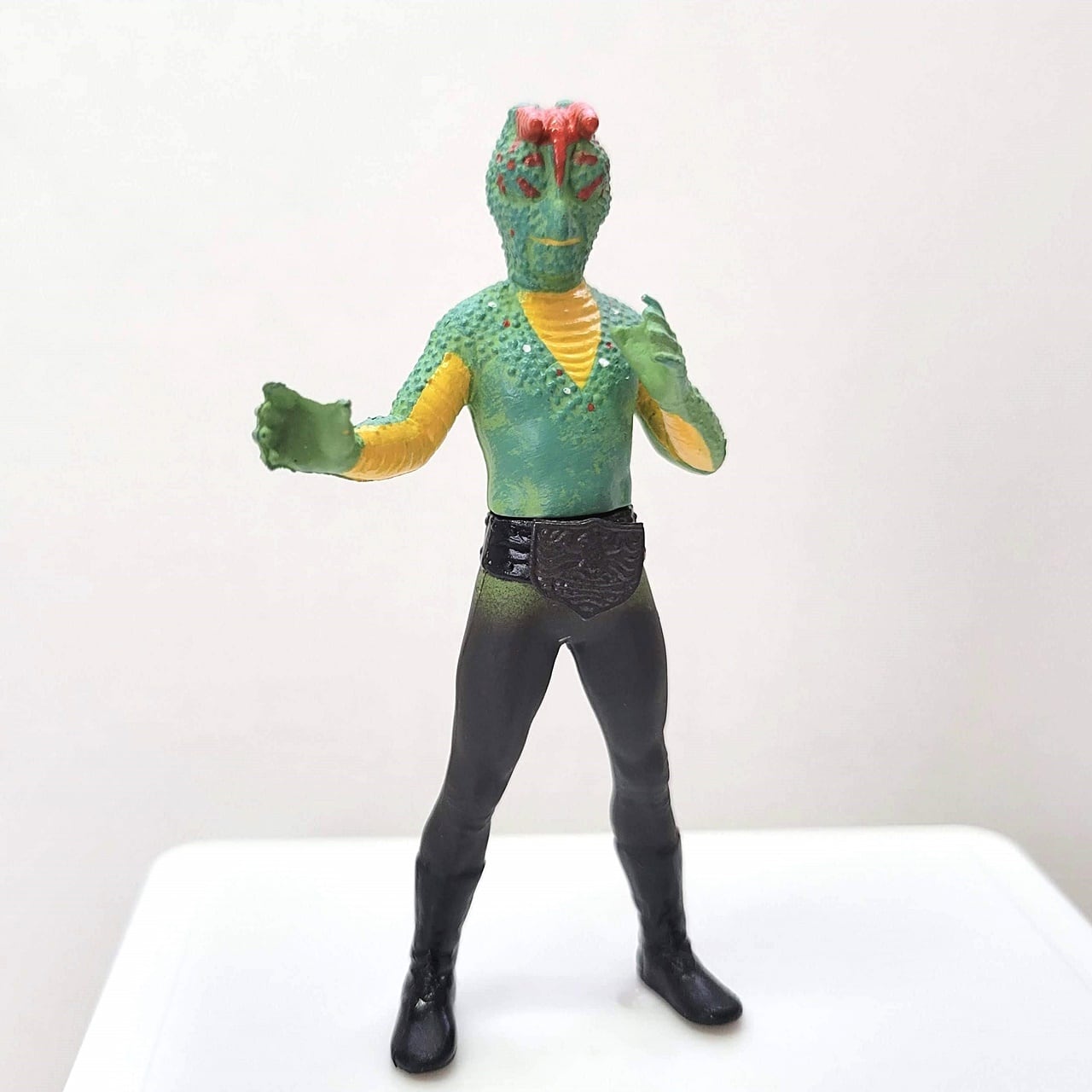 HG仮面ライダー3 〜怪人さそり男編〜 死神カメレオン | 今でも見えてる