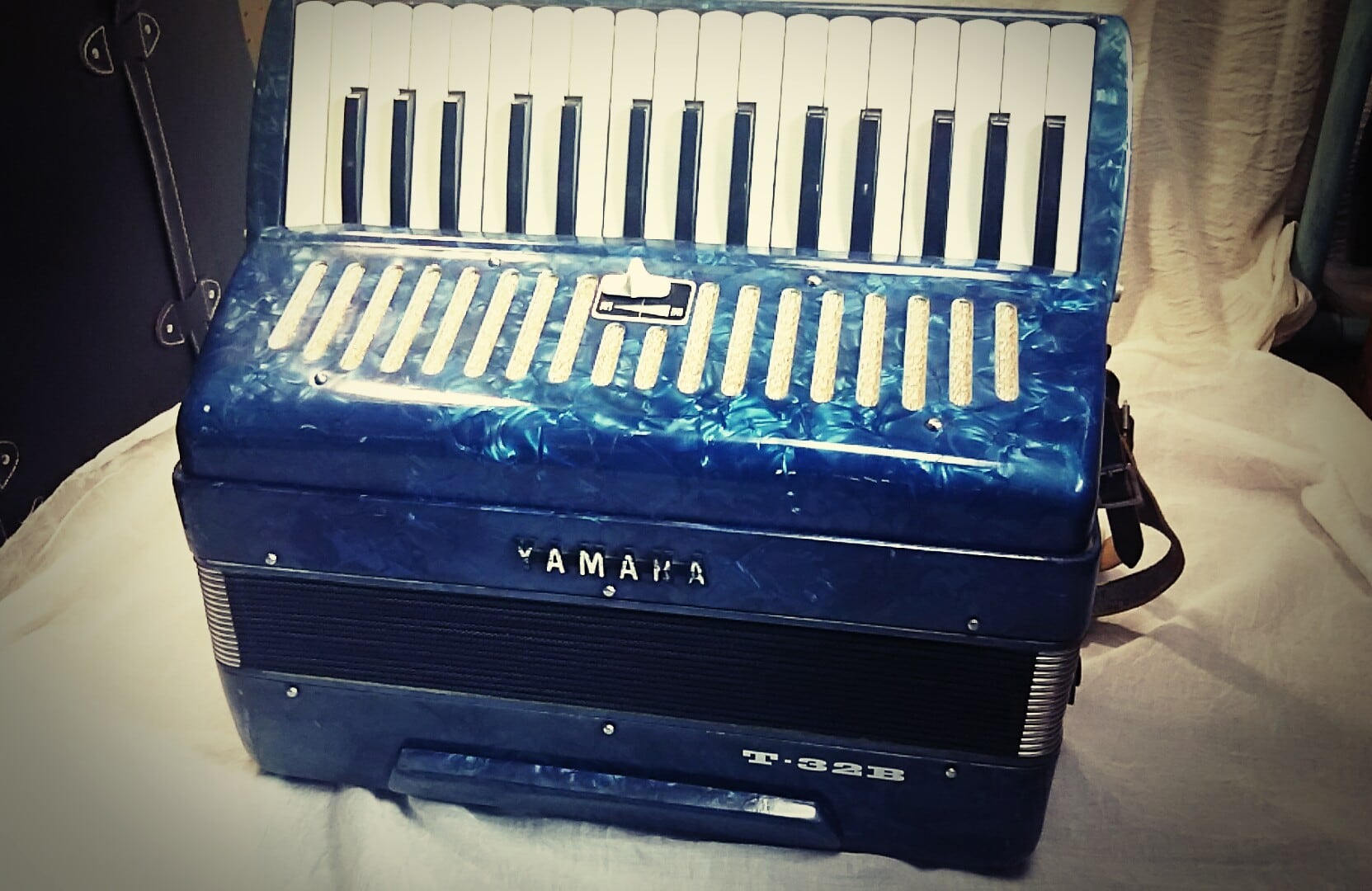 中古〕バスアコーディオン YAMAHA | おもちゃ楽器.com