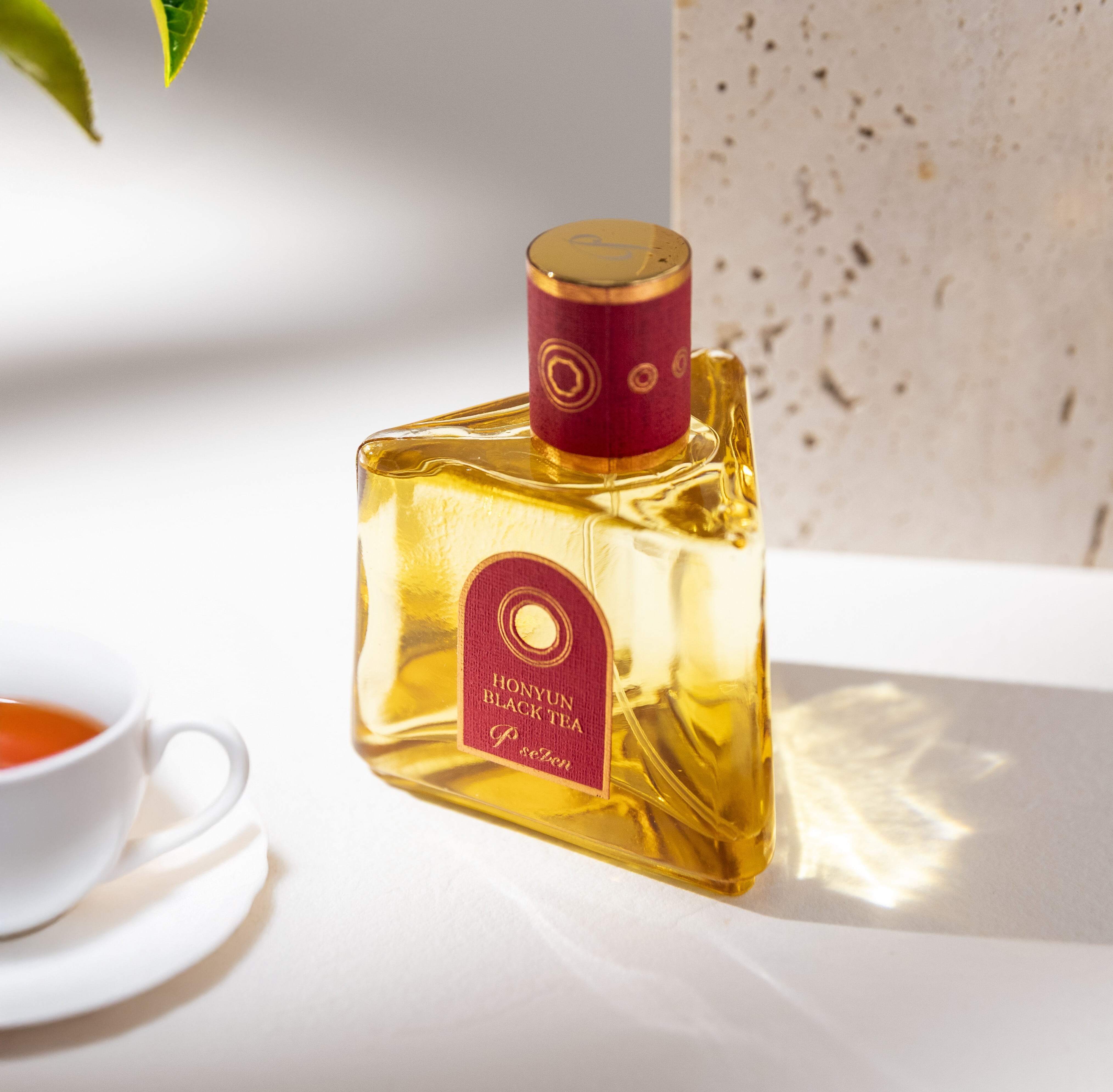 韻香 HONYUN BLACK TEA オードパルファン 66ml | P.Seven茶香水
