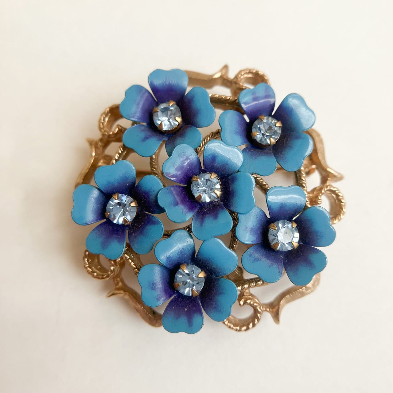 AVON” Love Blossoms brooch[b-471] ヴィンテージブローチ | LEO