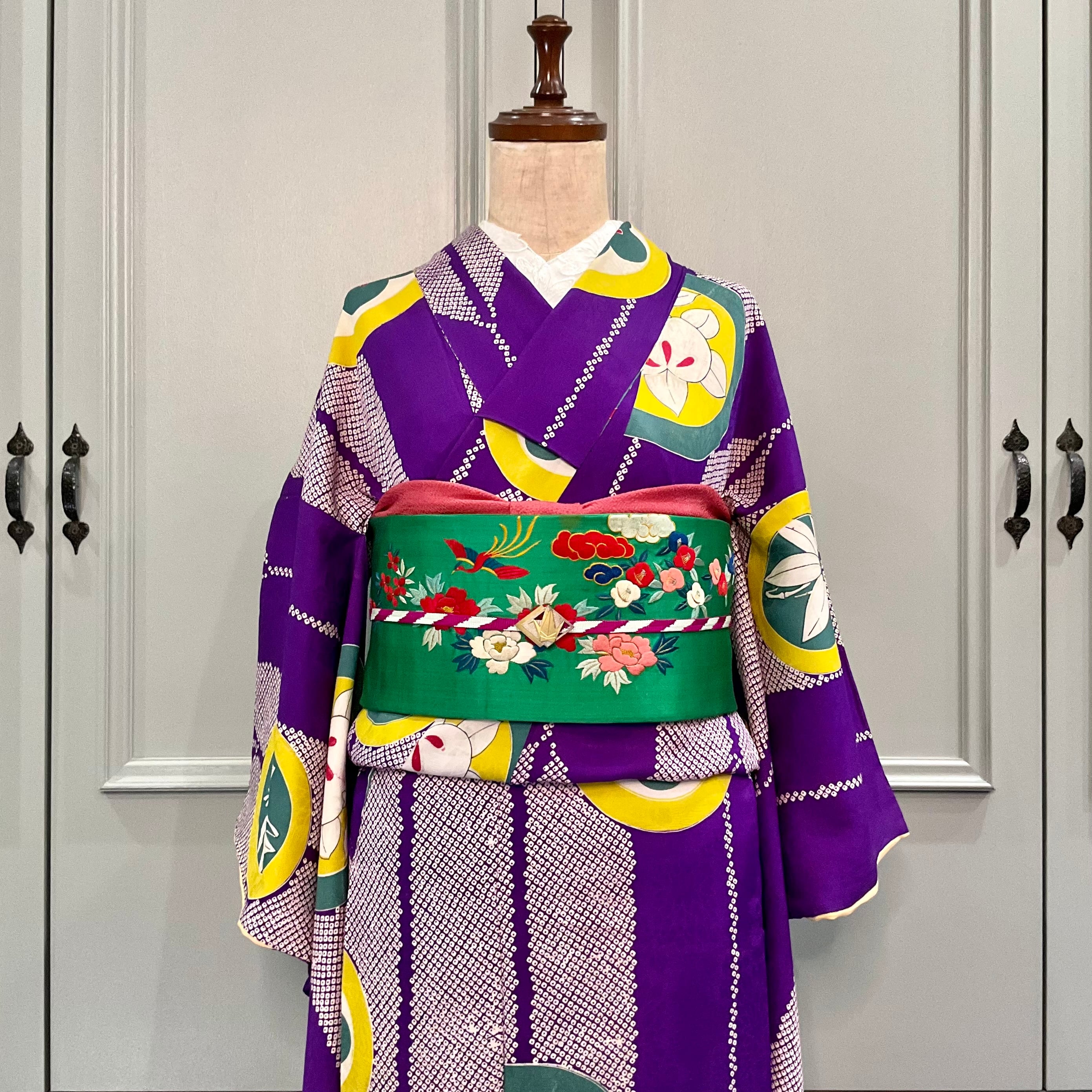 矢羽根×丸紋＊大正浪漫 梅 橘 笹 鹿の子 アンティーク小紋着物 A514