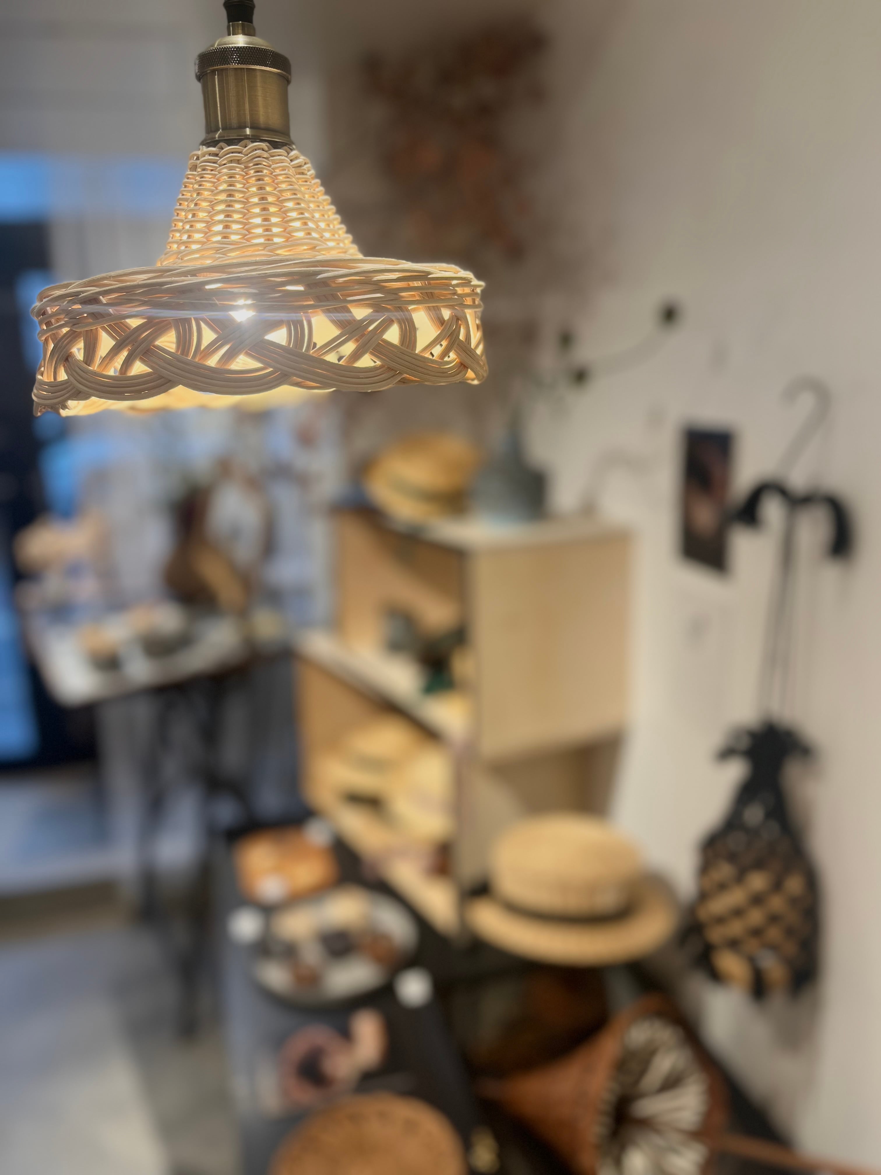 ラタンのランプシェード | MAISON821