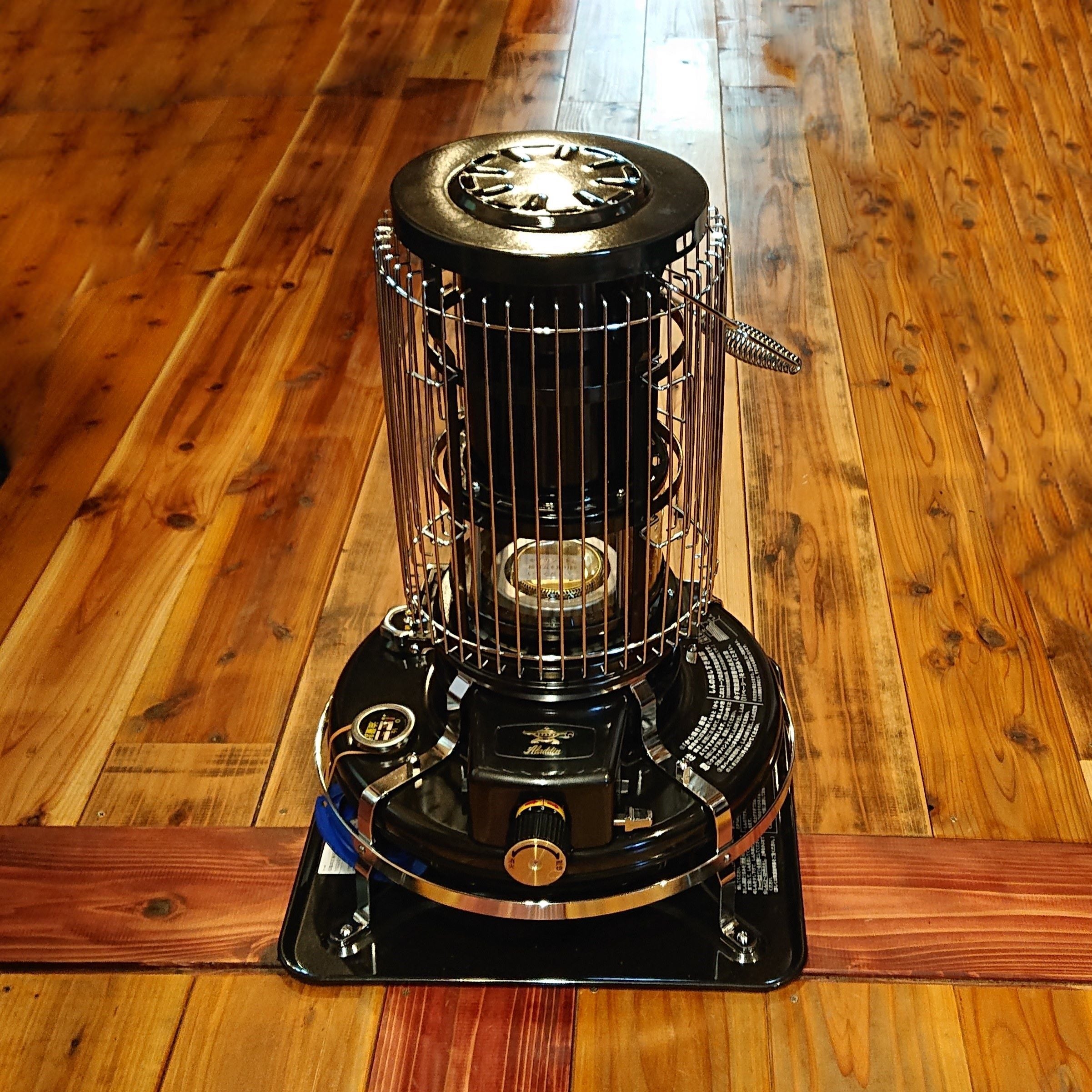 アラジンブルーフレームヒーター | THE MANIANS