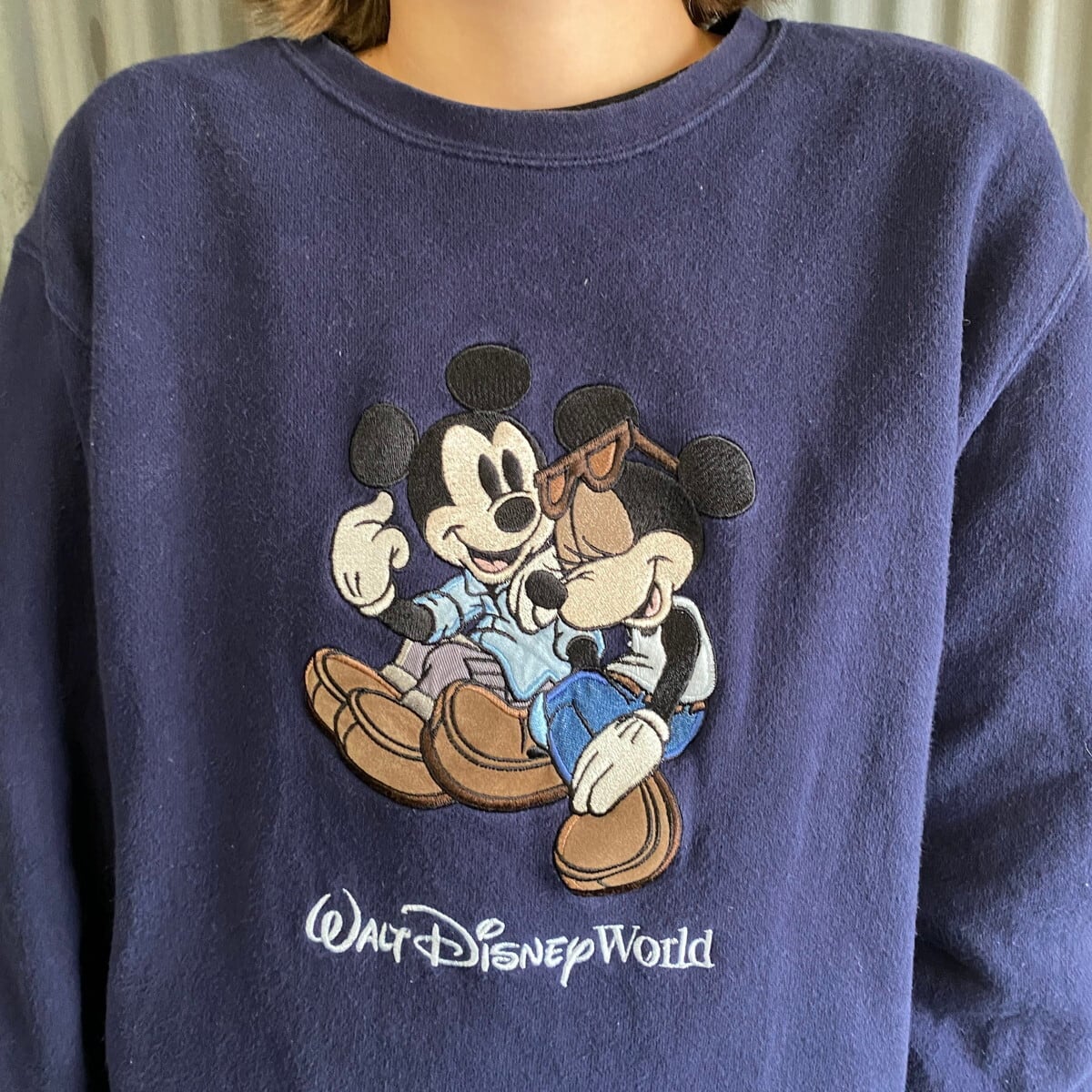 DISNEY ディズニー ミッキーマウス キャラクター刺繍 スウェット