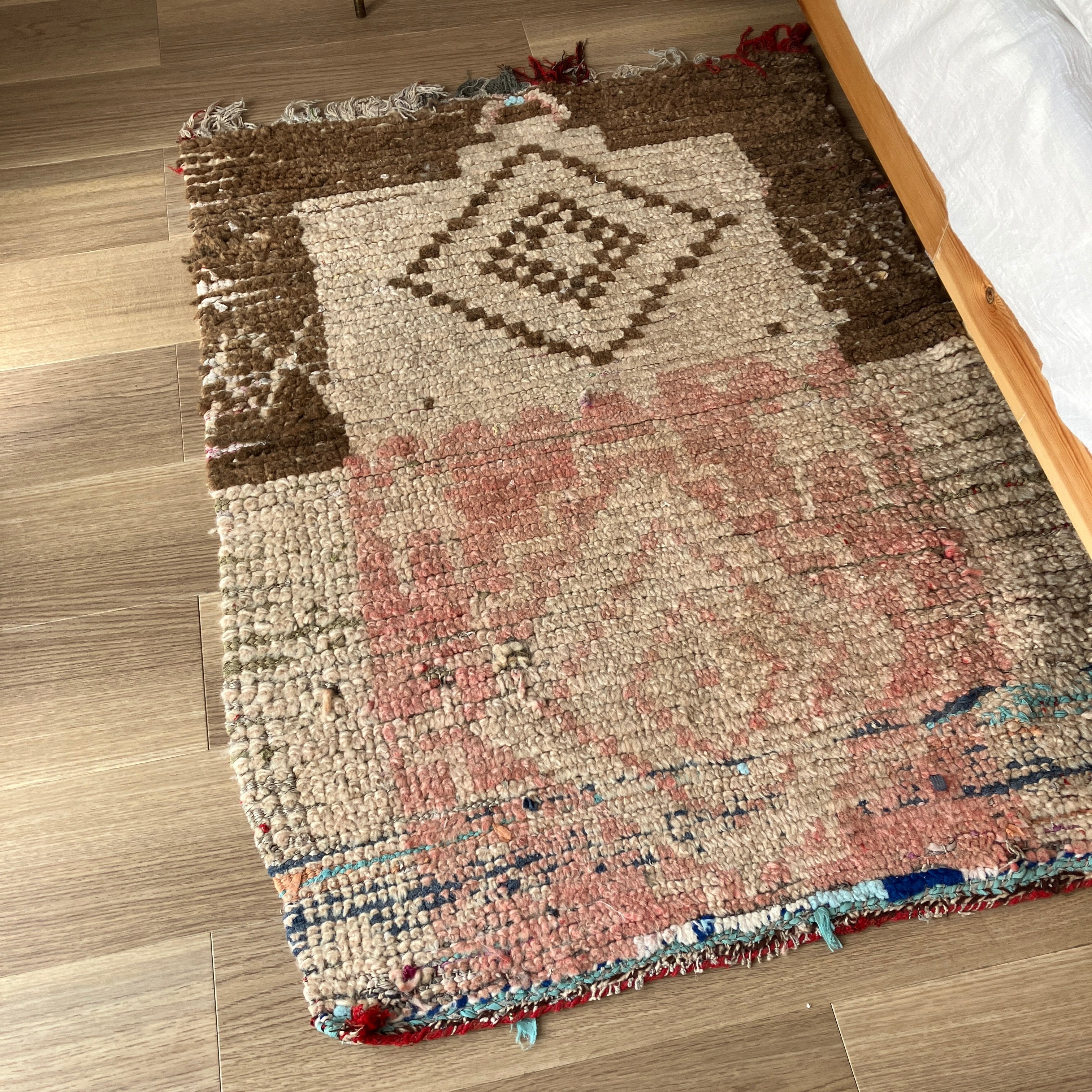 98a0adc9ed6211c7c8efe7deede6cd