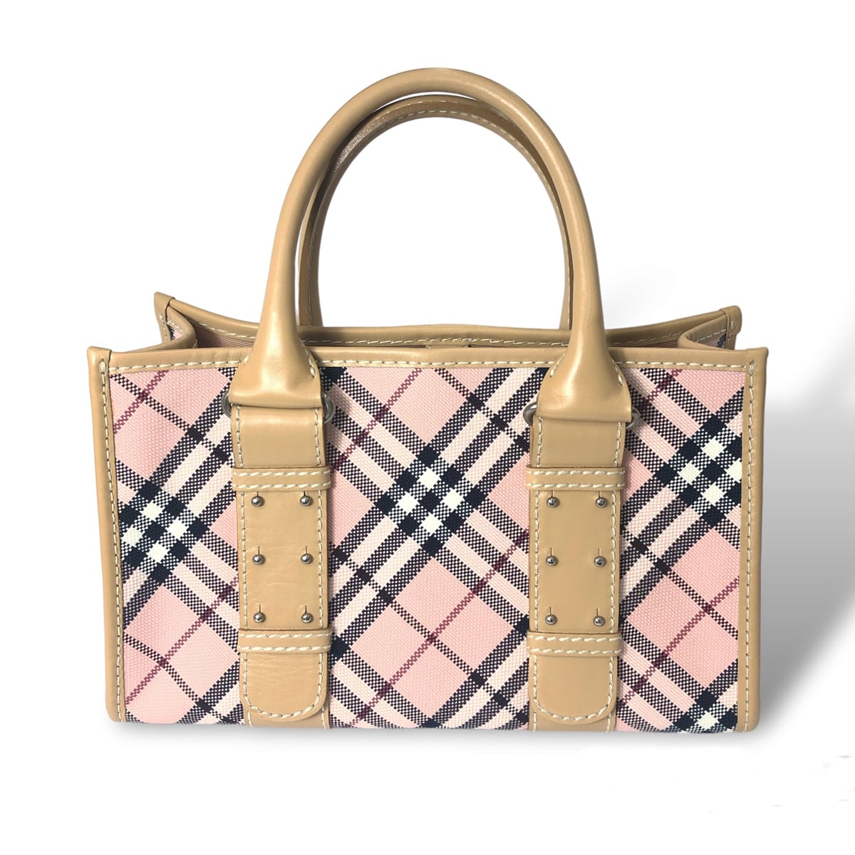 9ae97f165f3bd330380150d19defc9