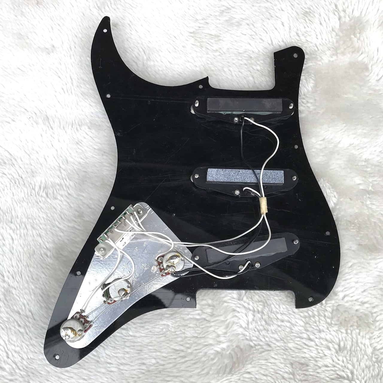 アッセンブリーセット ストラトキャスタータイプ SSS BLK | MUSICSHOP BOB