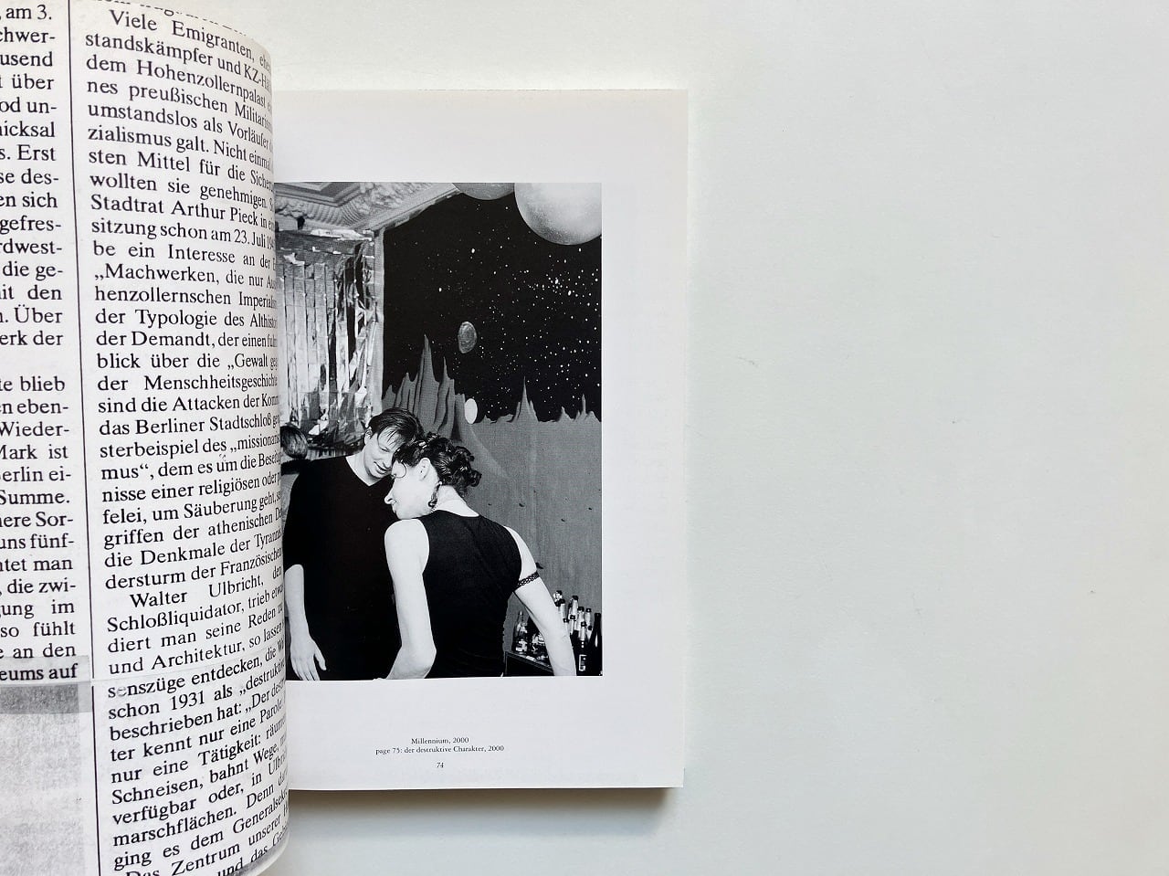 ヴォルフガング・ティルマンス Wolfgang Tillmans | Wako book 2 | 翠