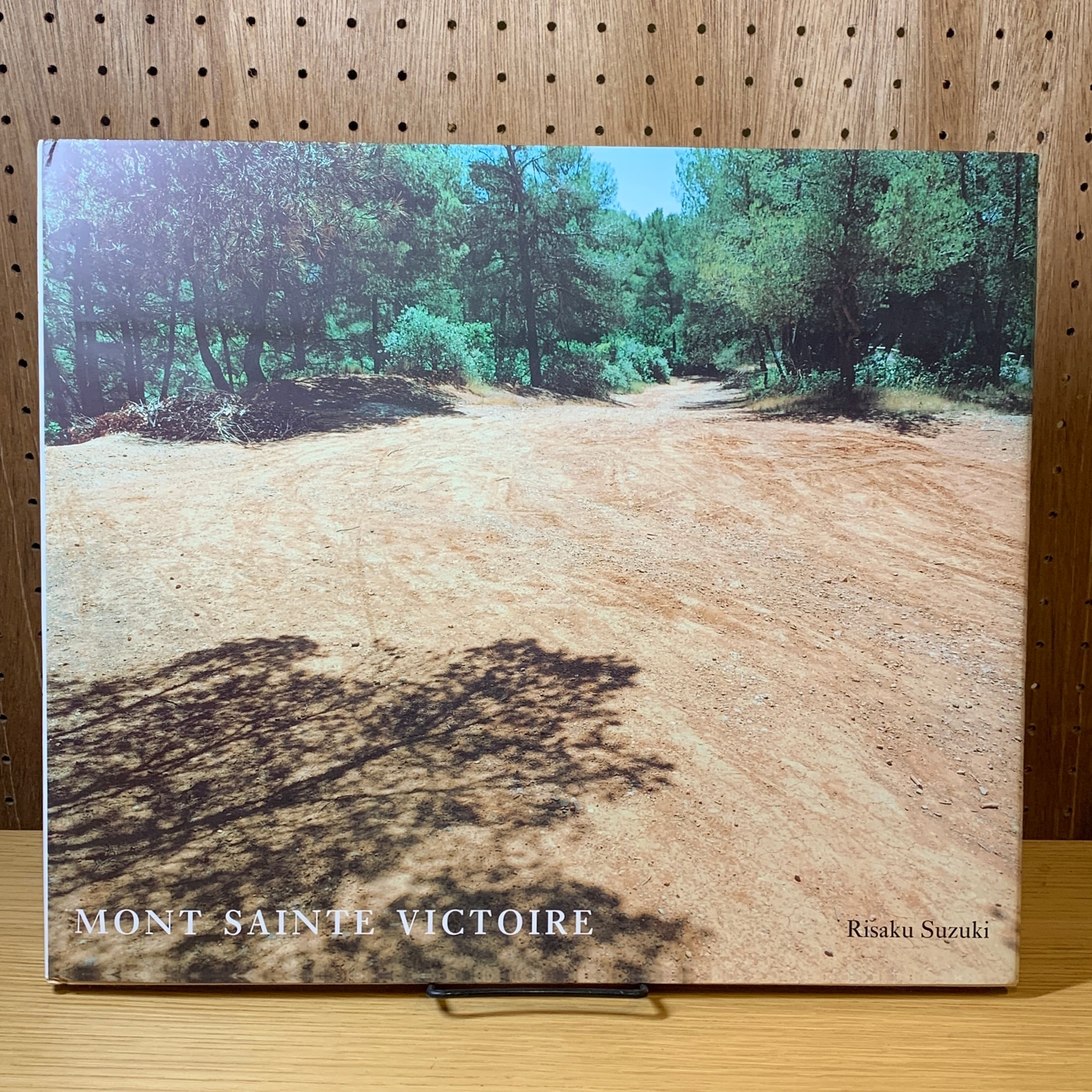 Mont Sainte Victoire Risaku Suzuki / 鈴木理策 | 百年