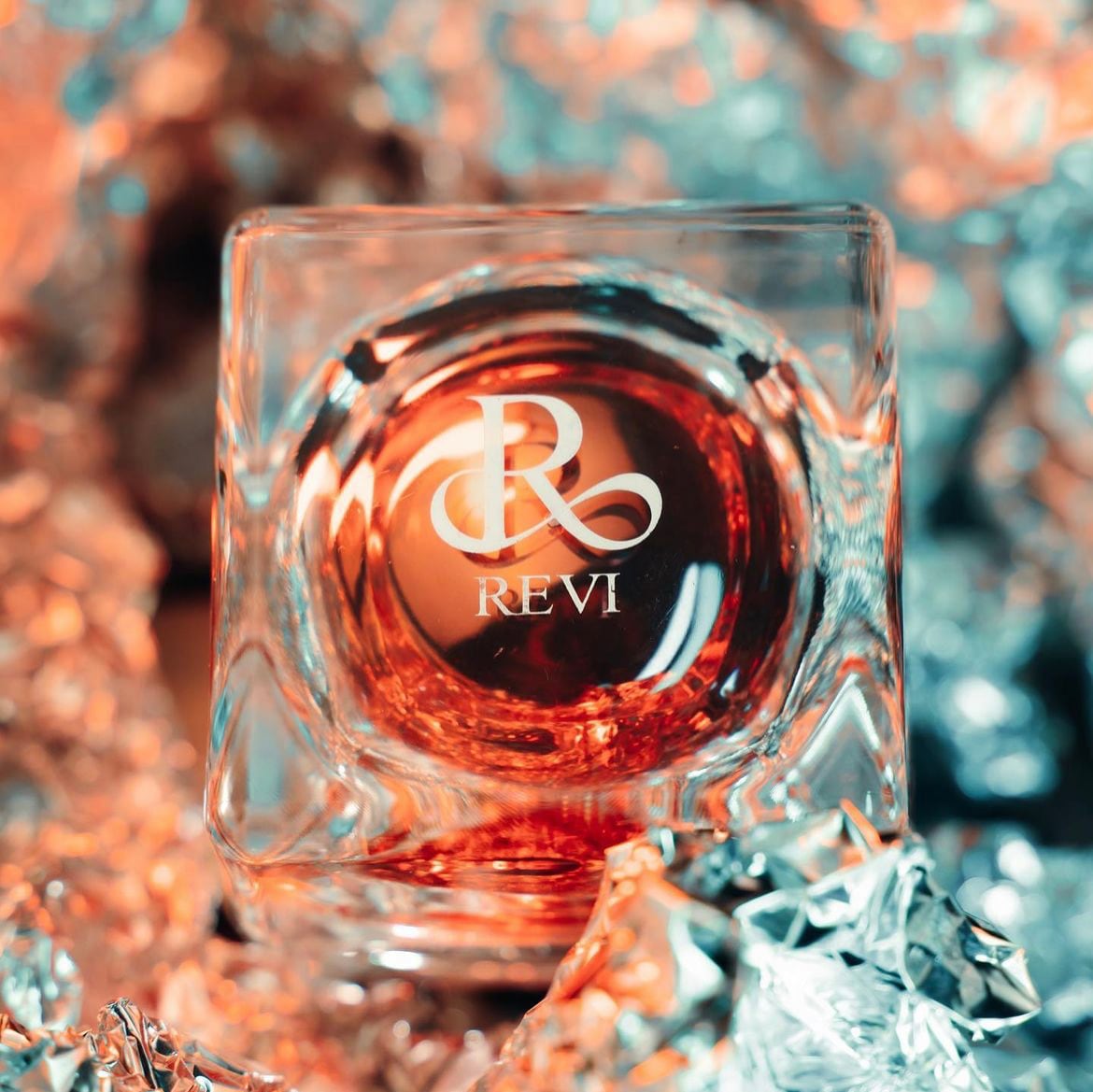 毛穴、シミ、シワ、乾燥に！】パーフェクトレチノールクリーム