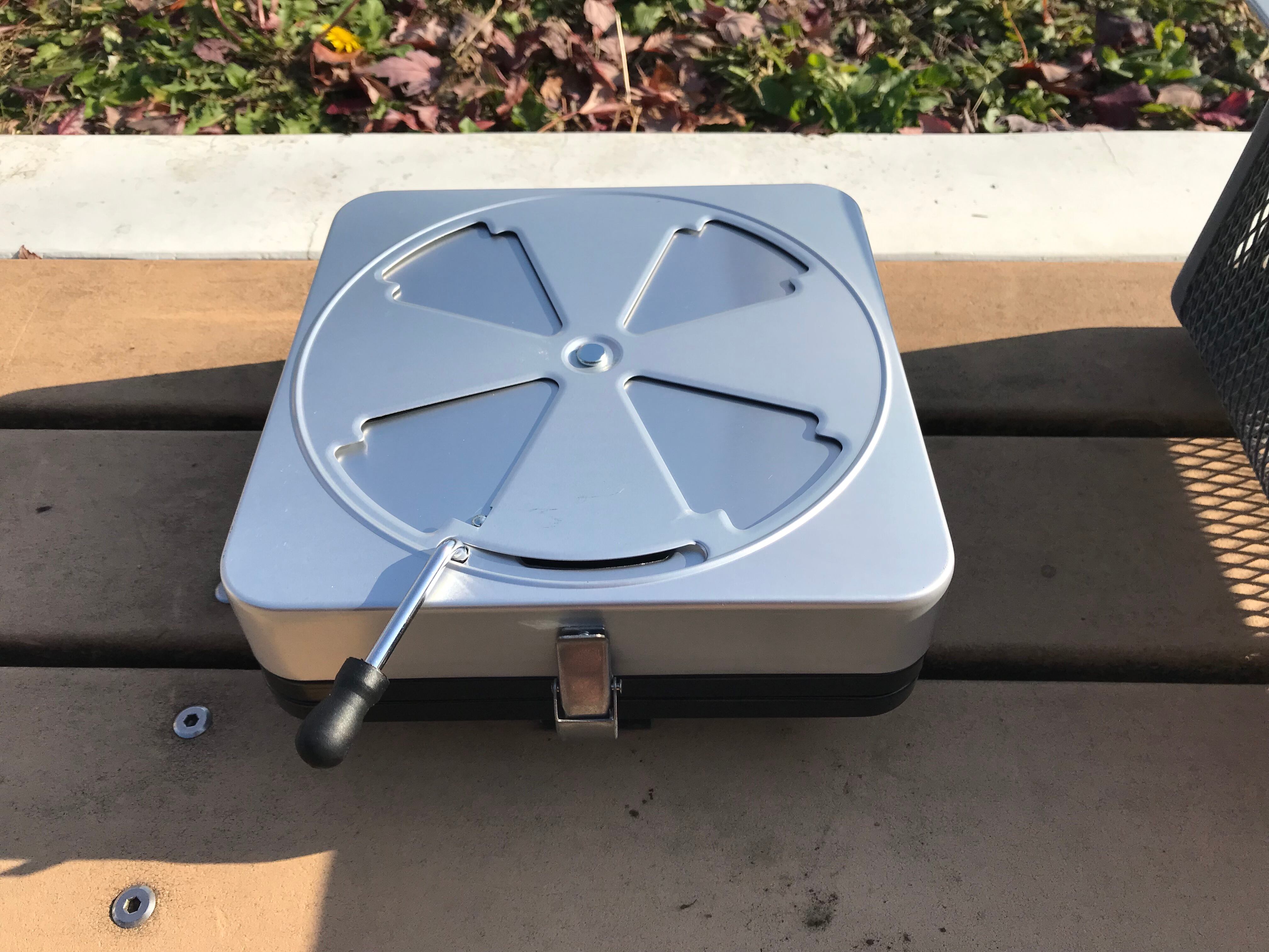 ミツウロコの豆炭コタツの燃焼器＋遮熱板セット | 火とアウトドアの