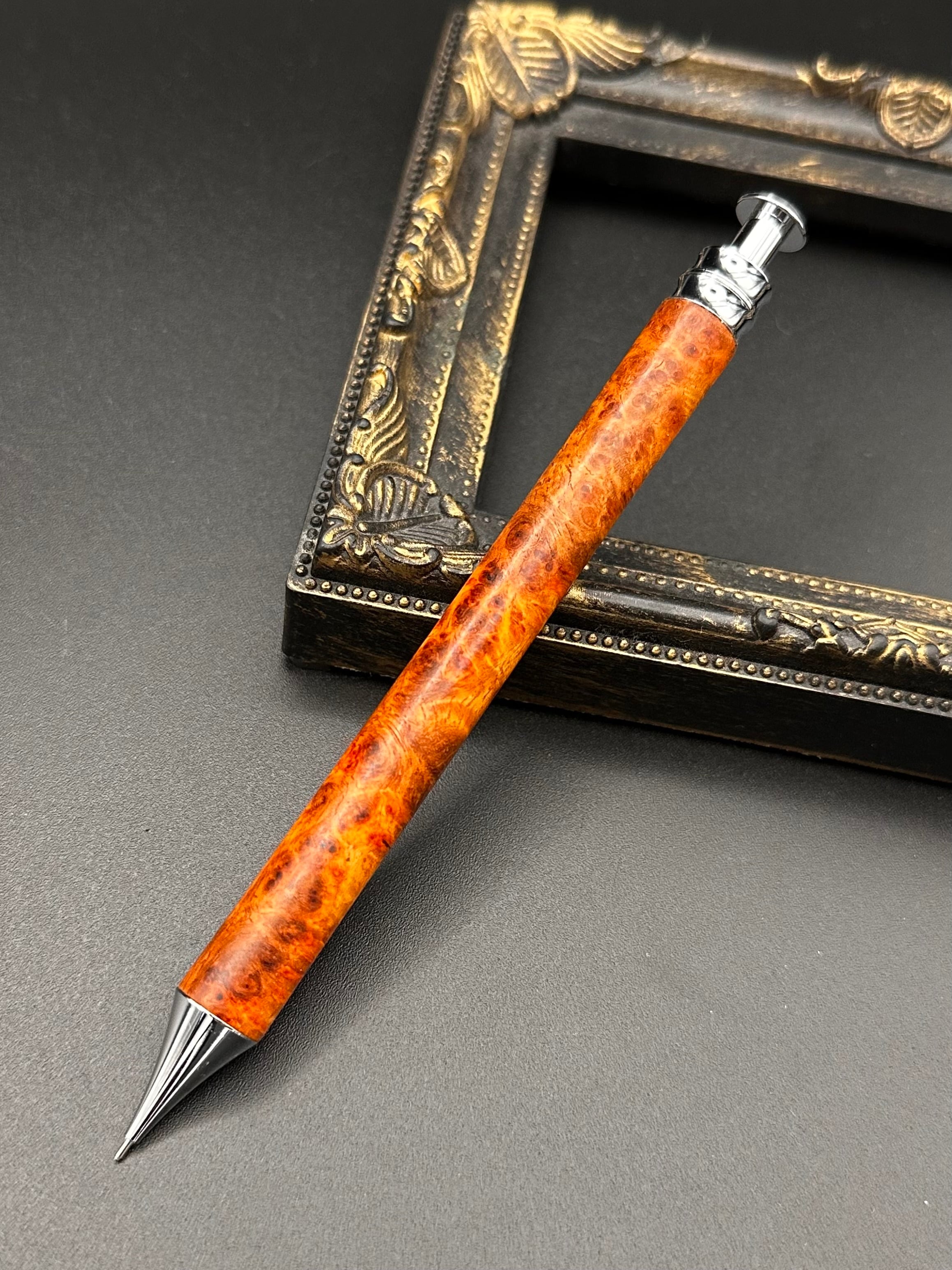 056cd09eed341421a16968622db40a