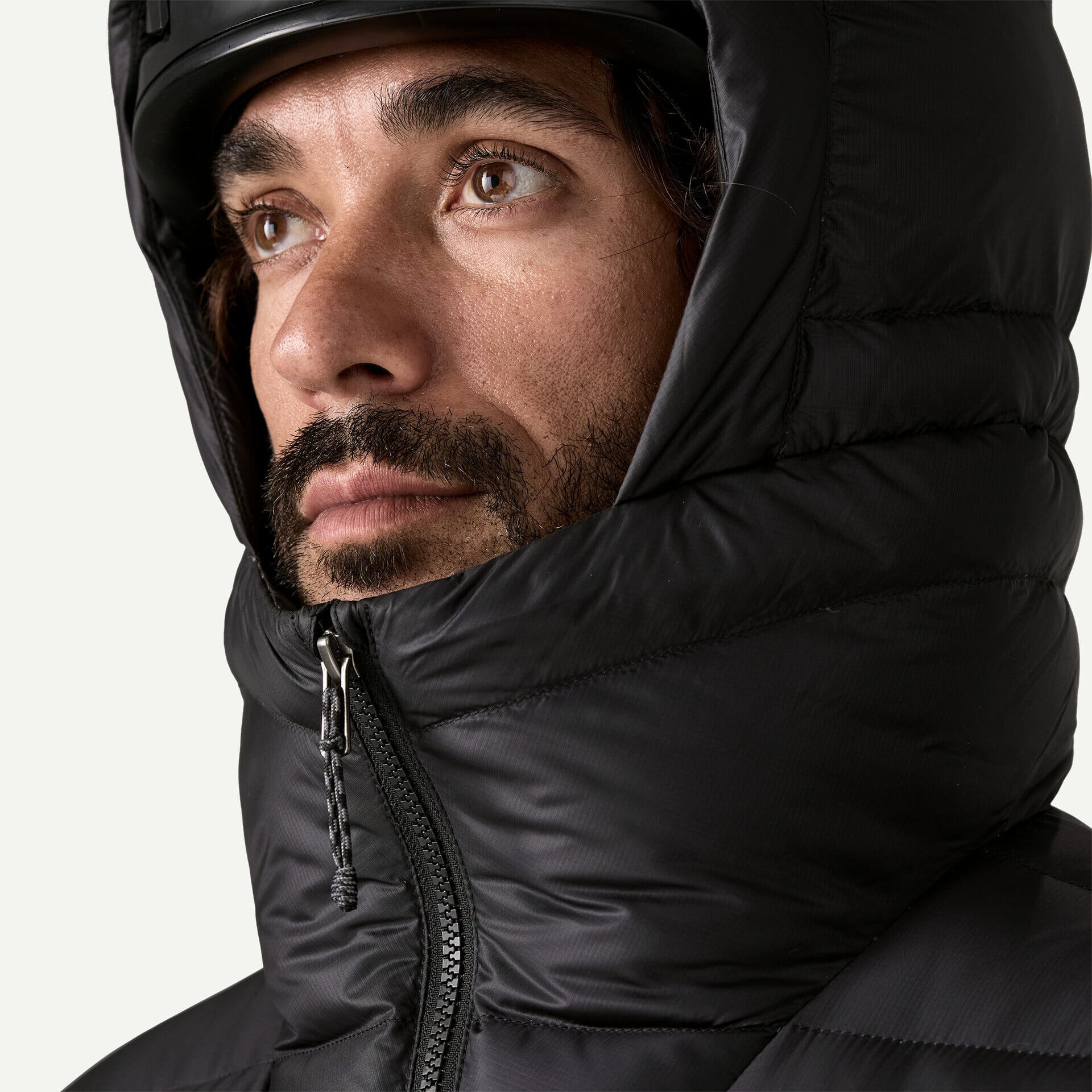 パタゴニア メンズ・フィッツロイ・ダウン・フーディ (カラー Amanita