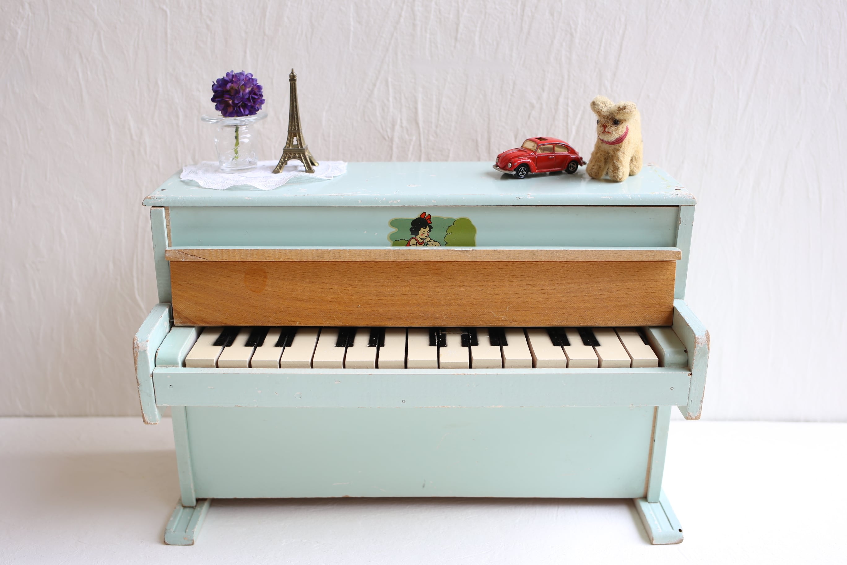 06f091faf1795681a6f3f011af209b