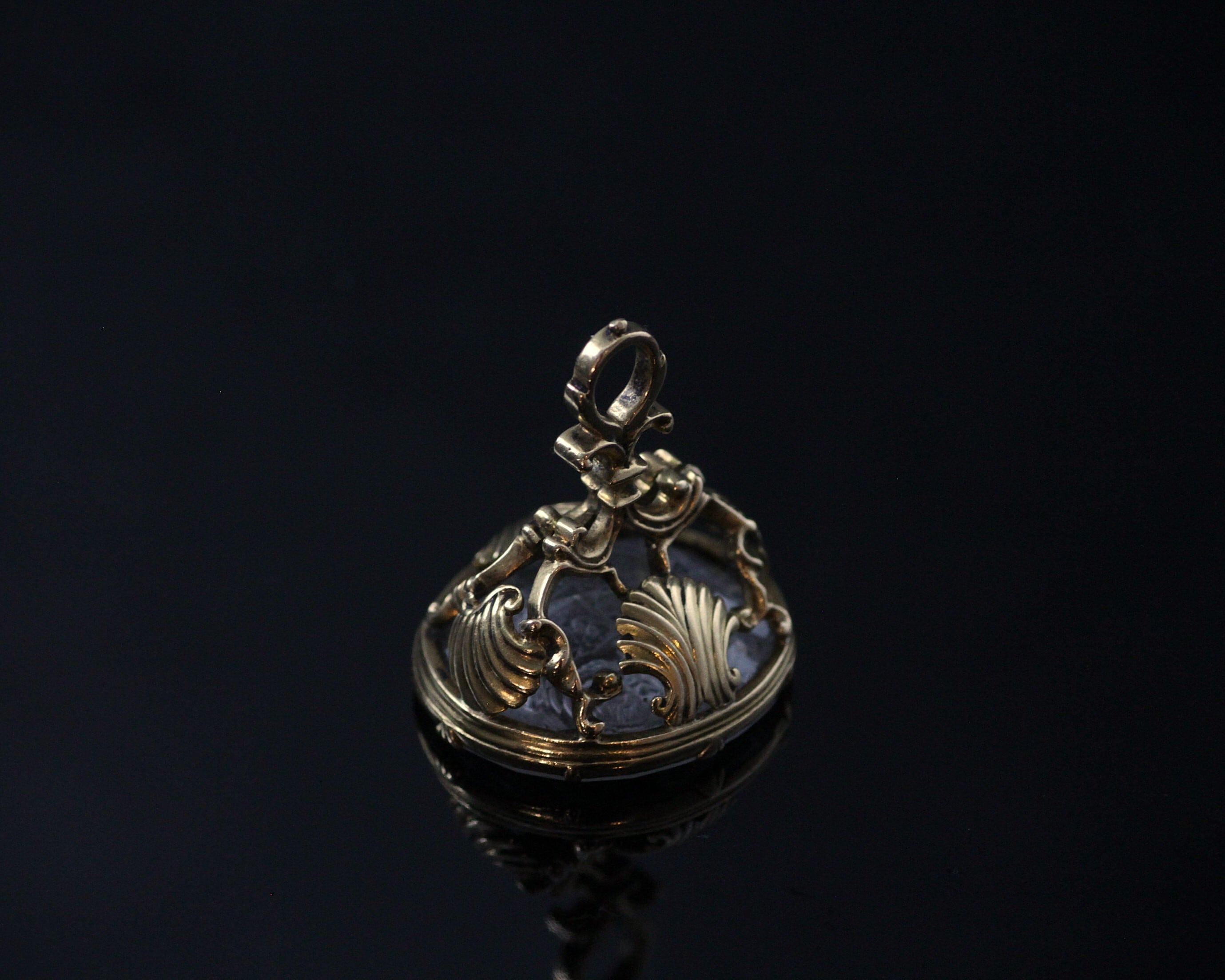Rock Crystal Intaglio & Gold Fob seal ロココ・バロック ロック