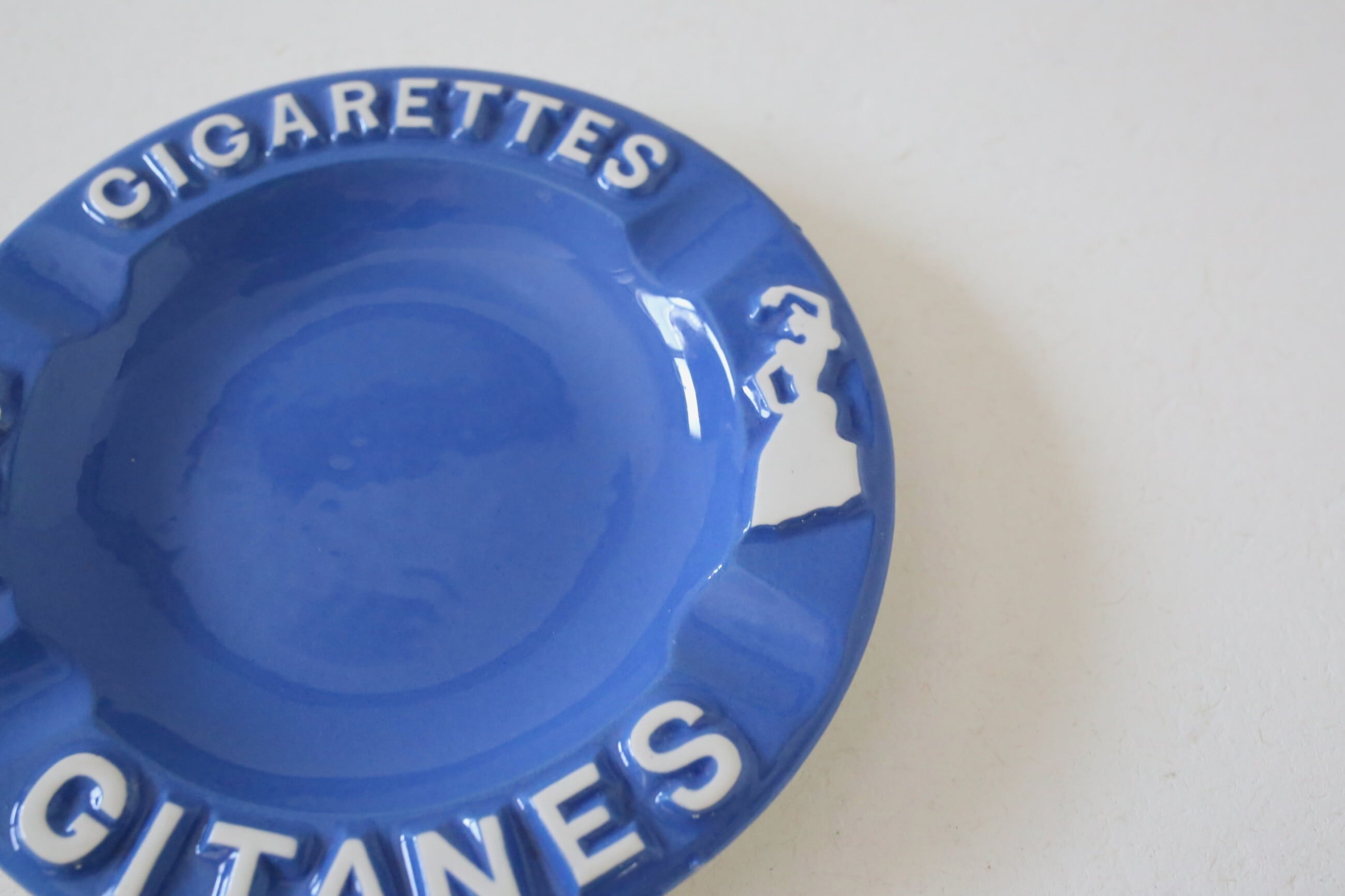 フランス アンティーク ヴィンテージ GITANES ジタン 灰皿 薄型 N