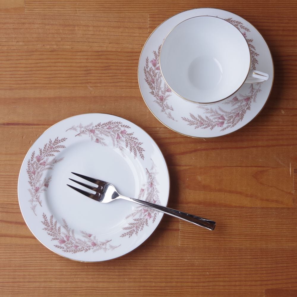 ミントン ベッドフォード ケーキ皿 デザートプレート 16cm 小さめ