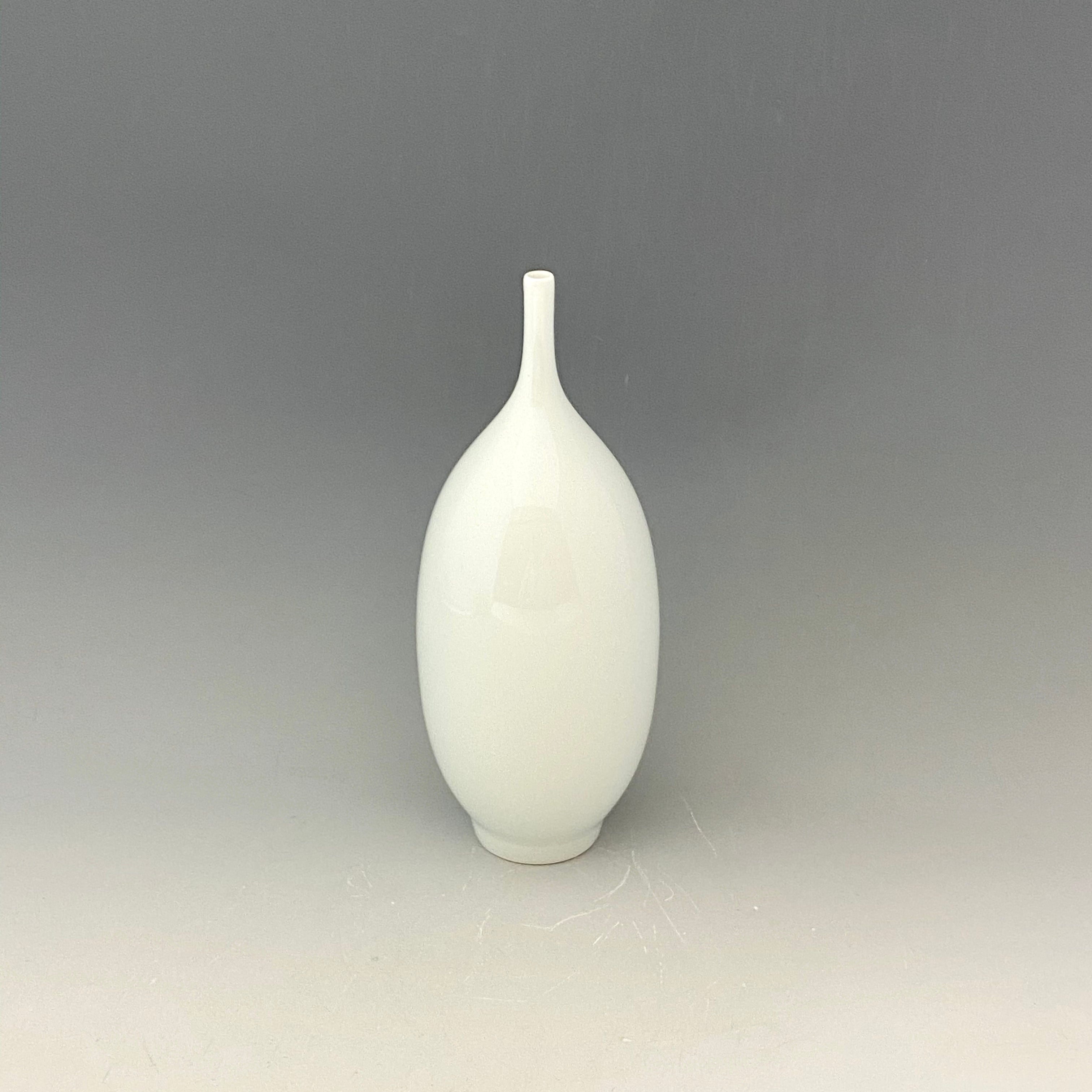 中尾恭純】白磁壺 | 中仙窯