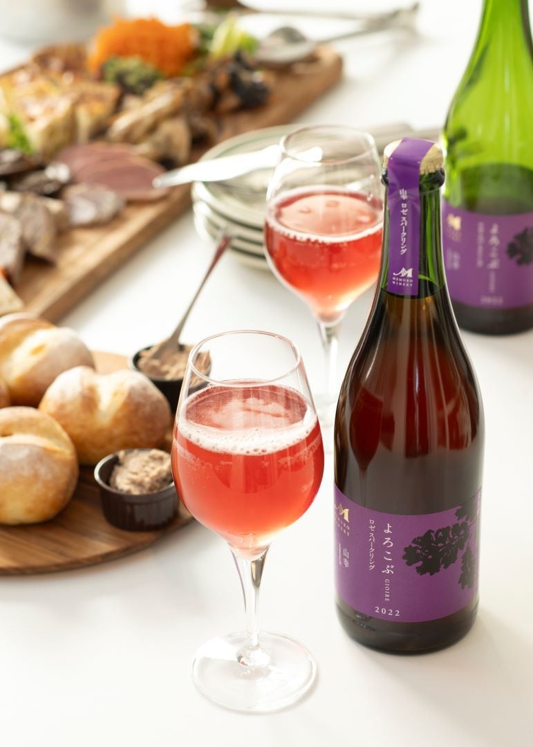 よろこぶ 山幸 ロゼスパークリング vin2023 | Memuro Winery ONLINE SHOP