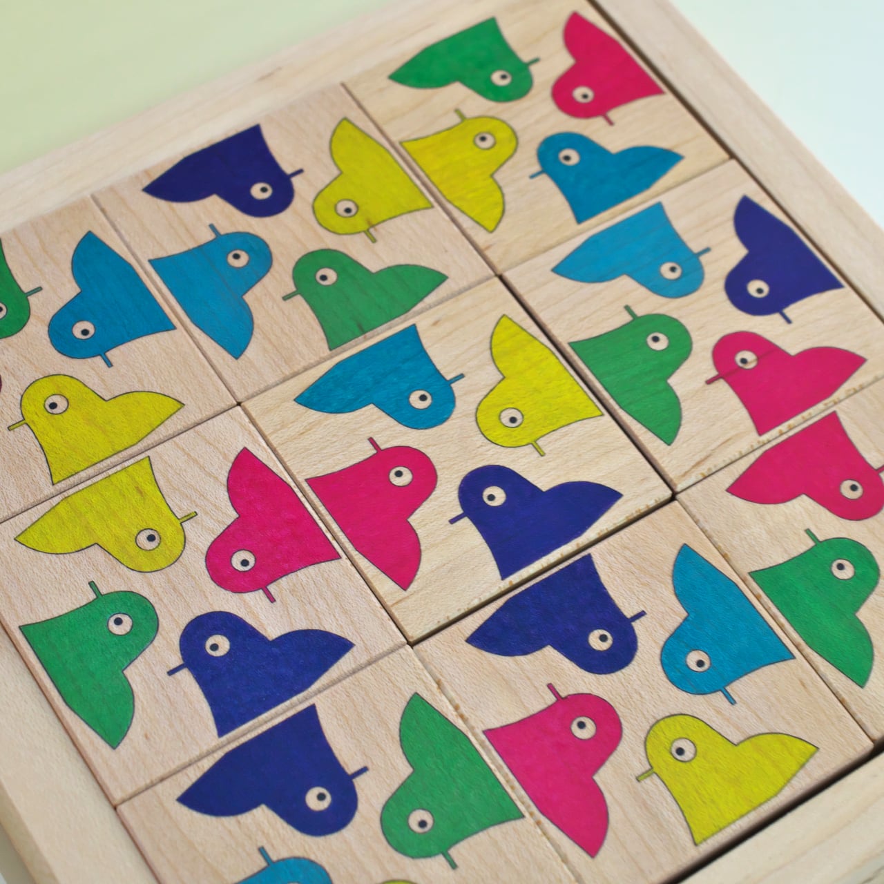 匹見パズル カラーマッチ とり | 木のおもちゃ専門店 おもちゃ箱