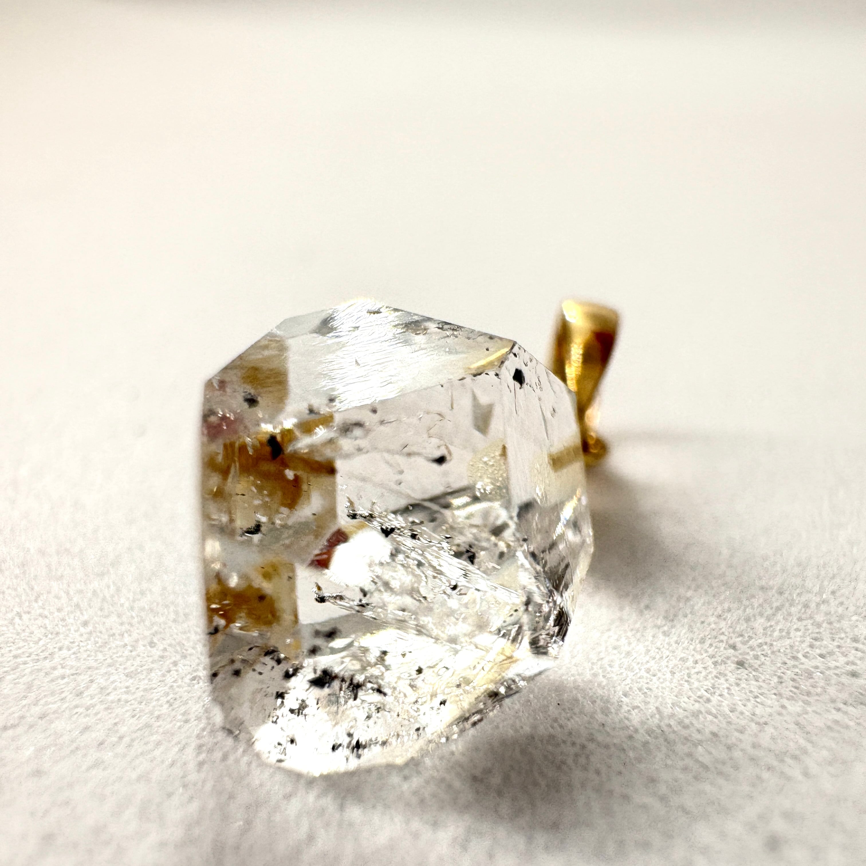 ハーキマーダイヤモンド原石 ペンダントトップ アメリカ ニューヨーク