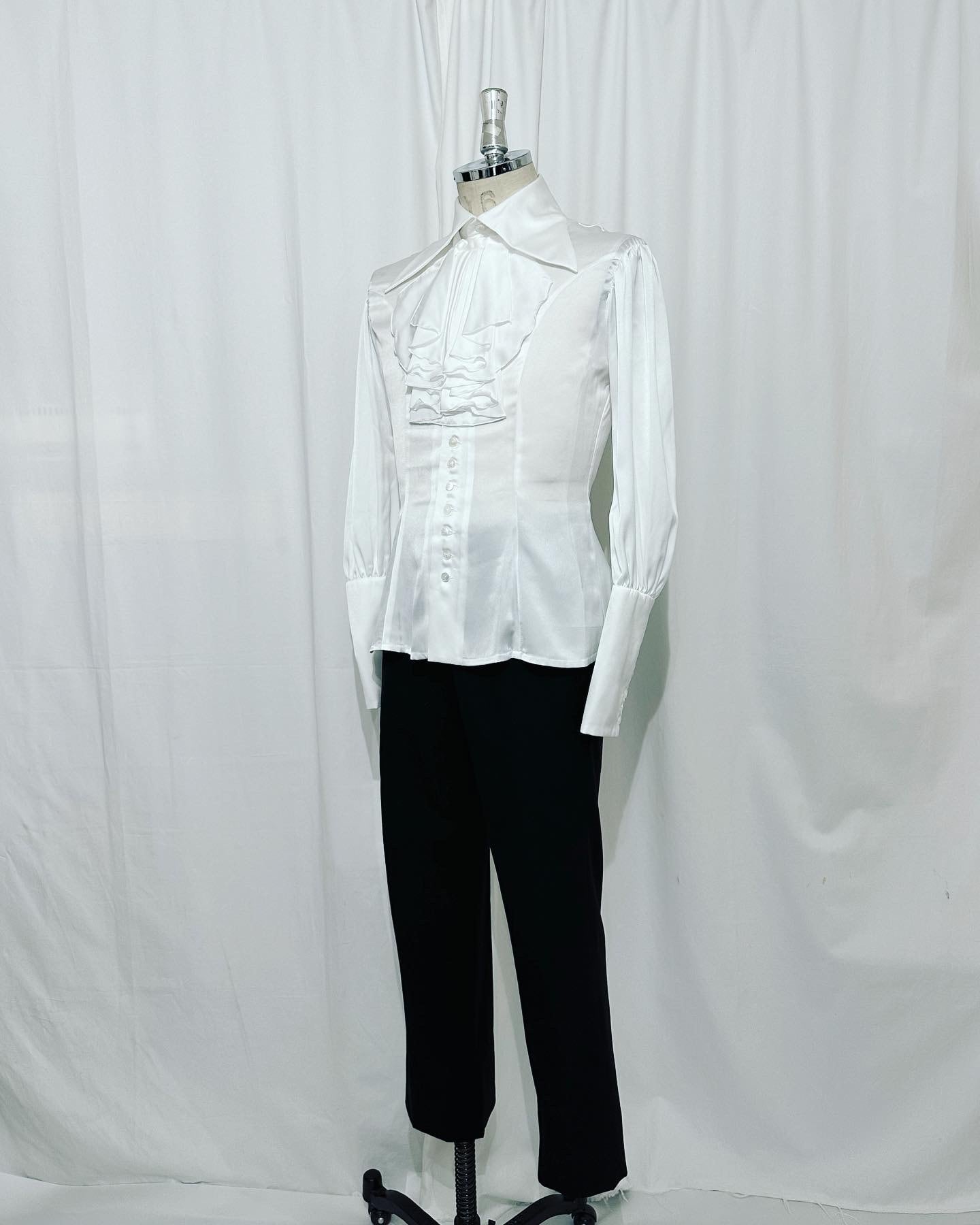 7212】ミストレスブラウス | Alpstola