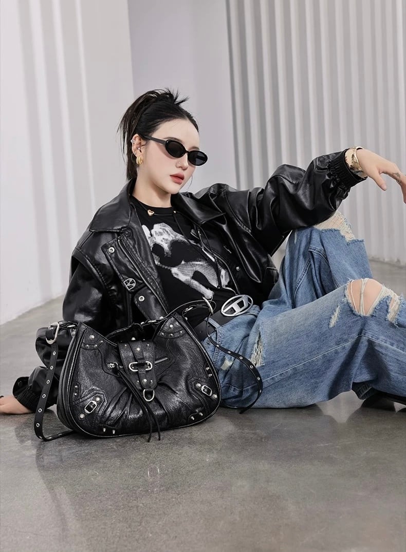 archive studs one shoulder bag y2k 00s | Juns garment service